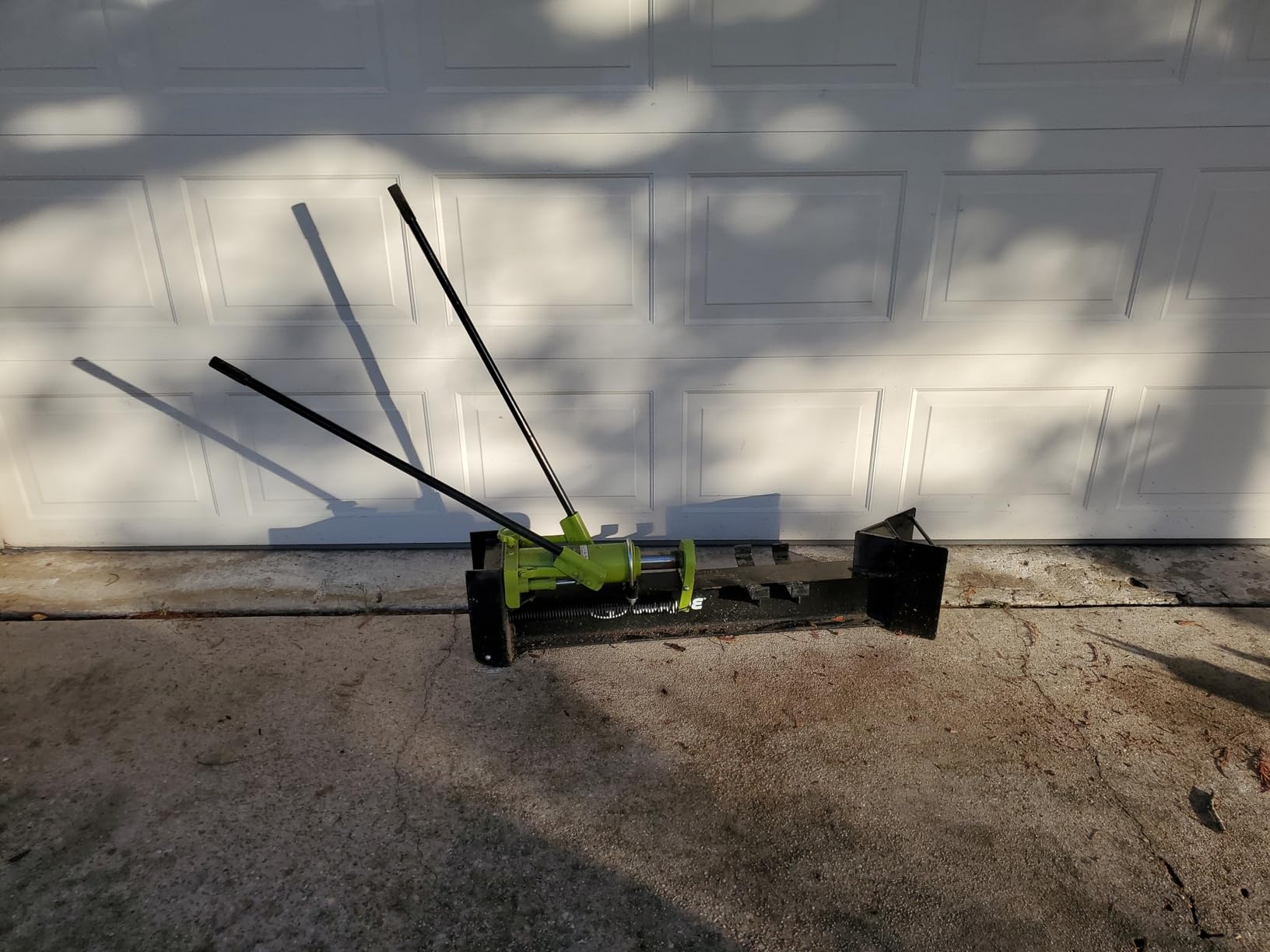 Sun Joe LJ10M Cordless Manual Hydraulic Steel Beam Log Splitter, 10 Ton Capacity, Portable & Compact customer photo 1