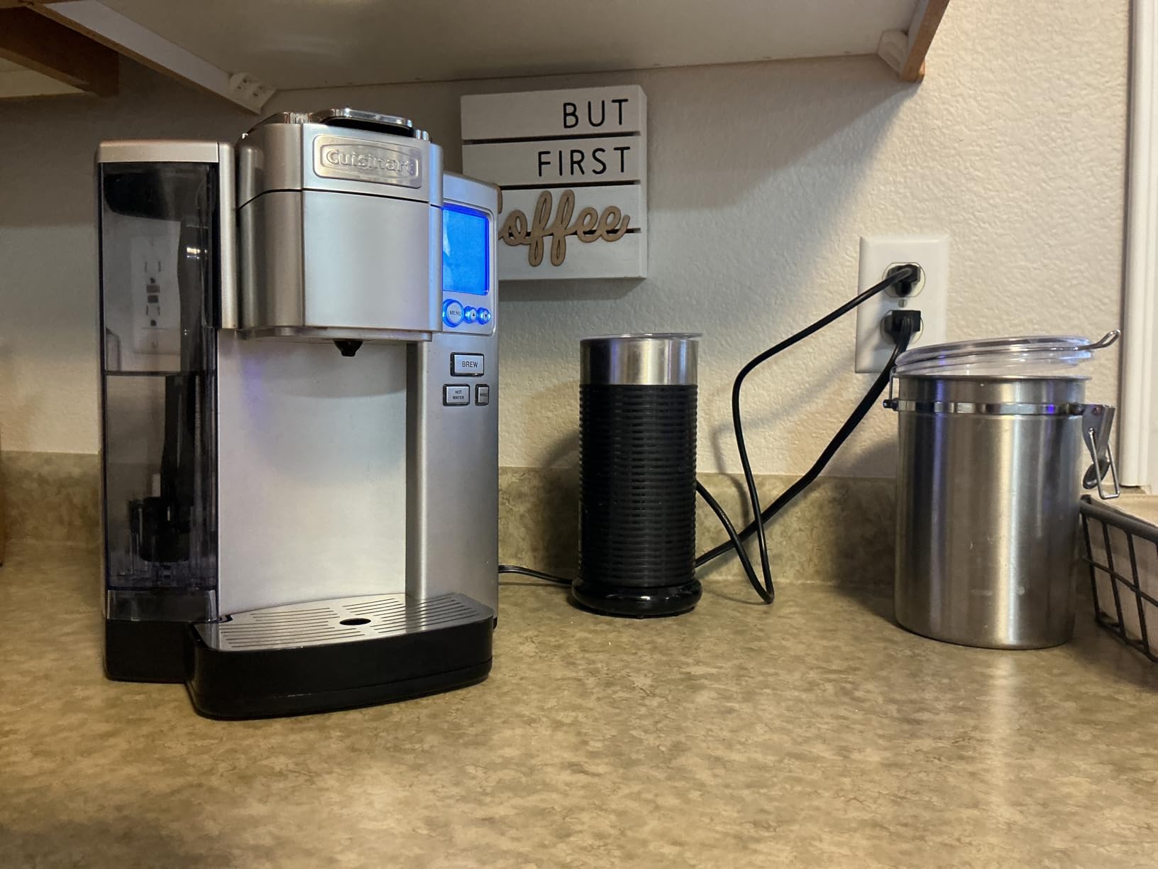 Cuisinart Coffee Maker, Single Serve 72-Ounce Reservoir Pod Coffee Machine, Programmable Brewing & Hot Water Dispenser, 5 Cup-Size Settings, Stainless Steel, SS-10P1, Silver customer photo 2