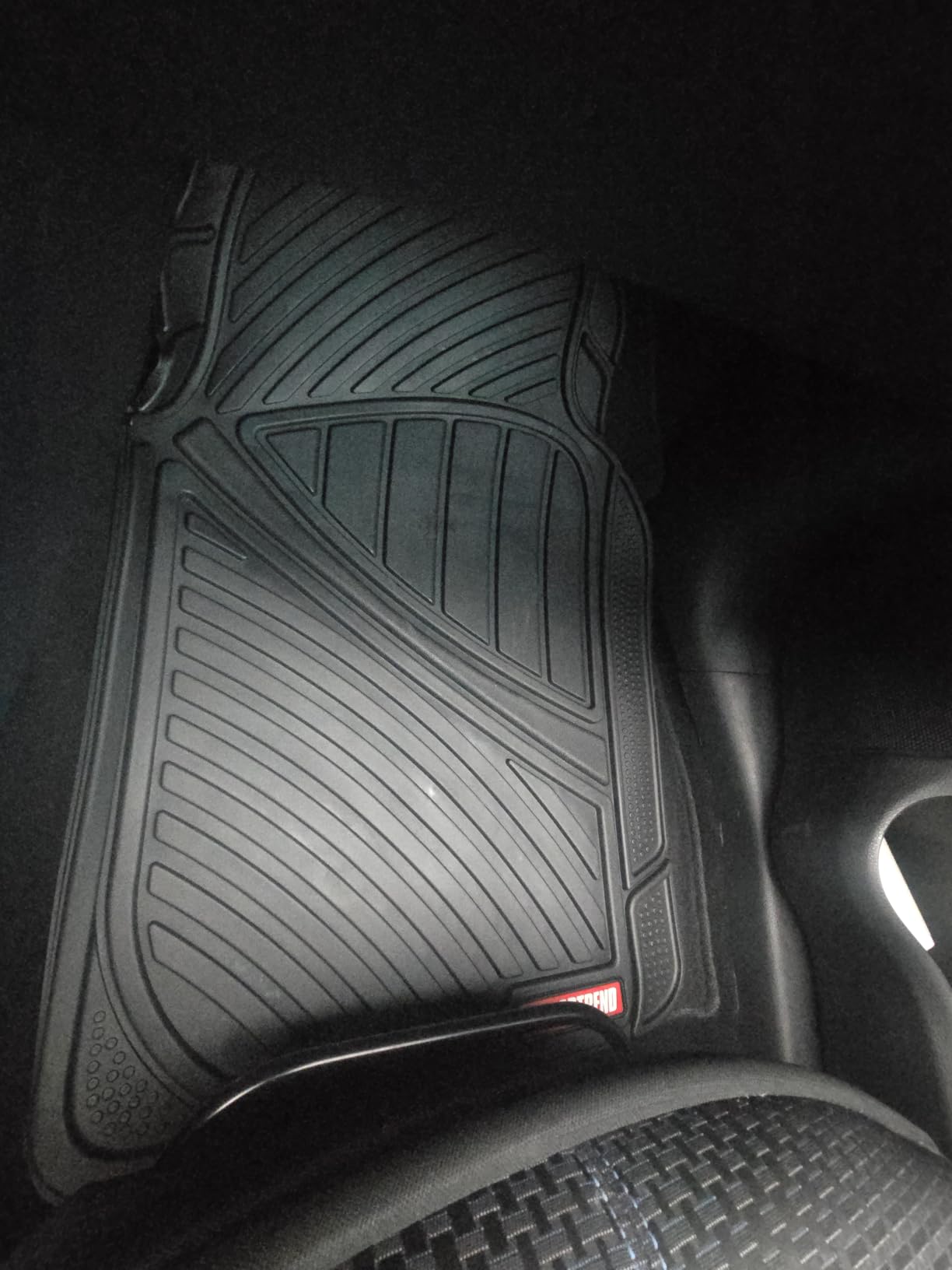 Motor Trend FlexTough Performance All Weather Rubber Car Floor Mats - 3 Piece Floor Mats Automotive Liners for Cars Truck SUV, Heavy-Duty Waterproof (Black) customer photo 2