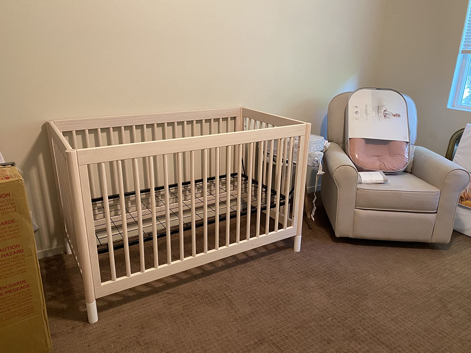 Babyletto Gelato 4-in-1 Convertible Baby Crib with Wooden Toddler Bed, Daybed & Full-Size Bed Conversion - GREENGUARD Gold Certified - Washed Natural & White customer photo 2