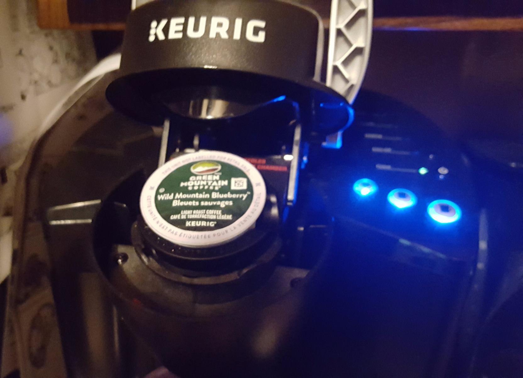 Keurig K-Classic Single Serve K-Cup Pod Coffee Maker, 3 Brew Sizes, 48oz Removable Reservoir, Black customer photo 2
