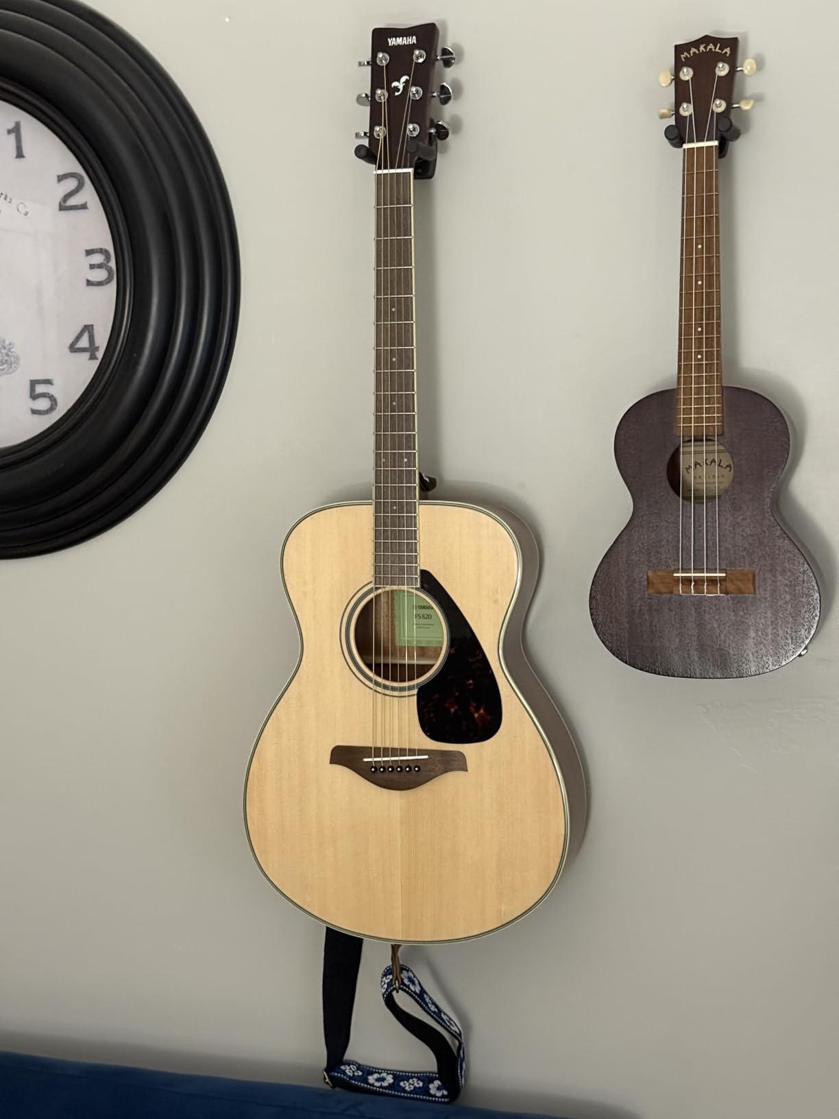 Yamaha FG820 Solid Top Acoustic Guitar, Natural, Dreadnought customer photo 2