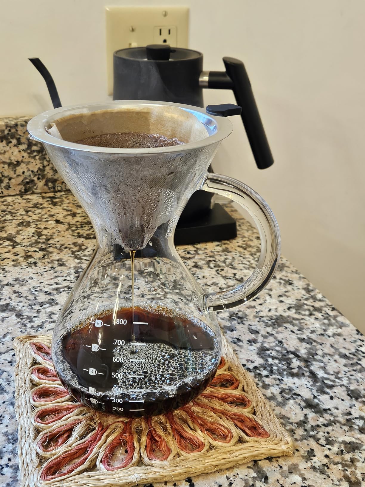 Coffee Gator Pour Over Coffee Maker - 27oz High Heat Borosilicate Glass with Reusable Stainless Steel Filter, Drip Coffee Brewer Dripper Set Carafe, 800ml customer photo 1