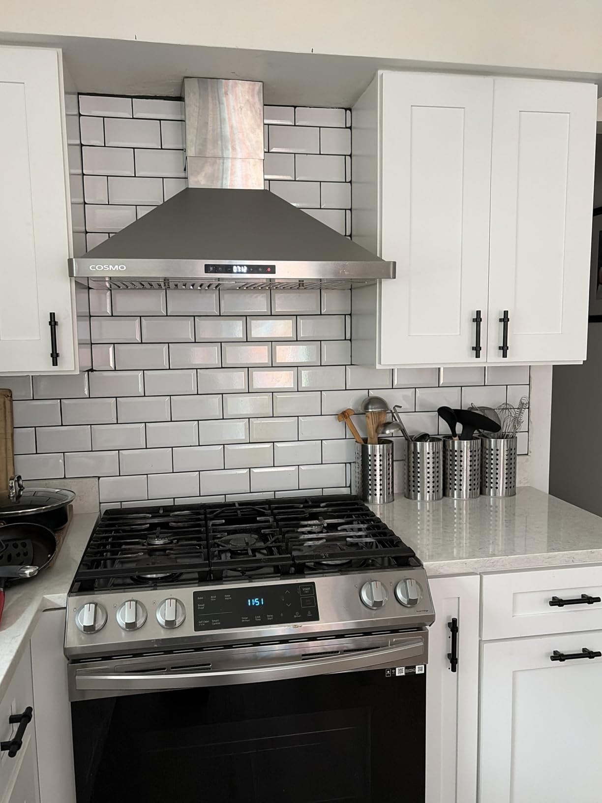 COSMO COS-63175S 30 in. Vista Collection 380 CFM Ducted Wall Mount Range Hood, Touch Controls, LED Lights, Stainless Steel customer photo 1