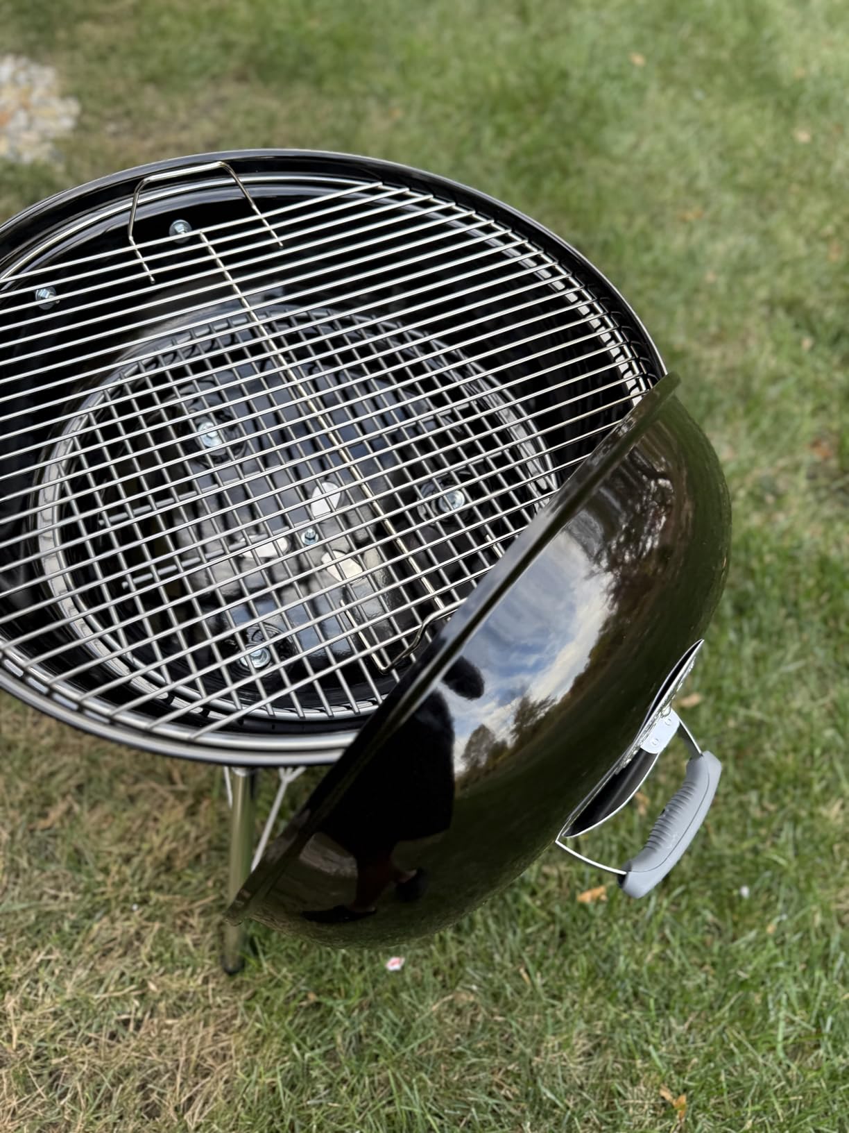 Weber Jumbo Joe Premium Charcoal Grill, 22‑Inch, Black - Portable Outdoor BBQ Grill with Durable Plated Steel Grates, Porcelain‑Enameled Bowl & Precision Airflow Control customer photo 2