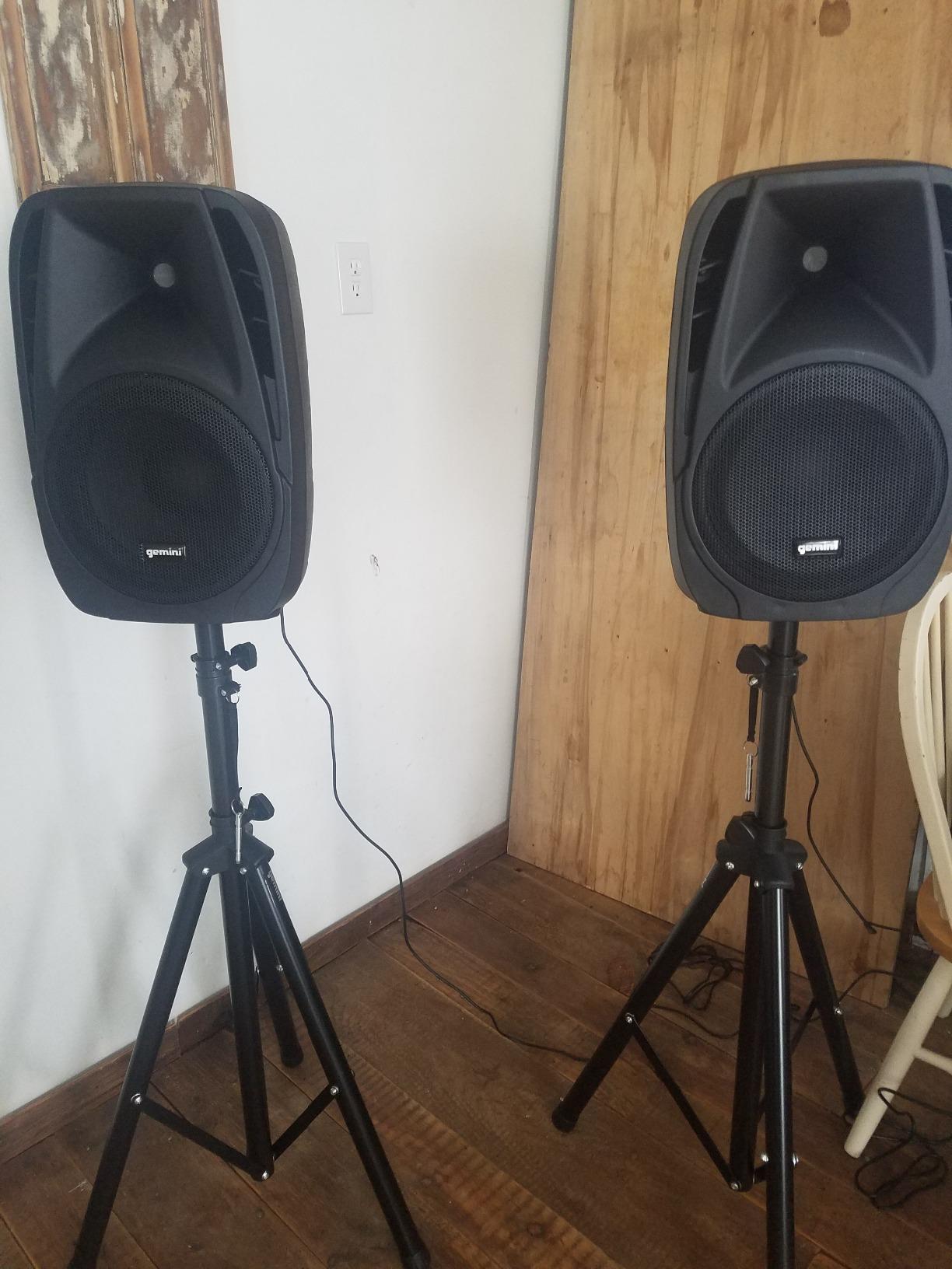 Gemini Portable PA System Bundle with Stands - 6-Channel Powered Mixer, Dual 10