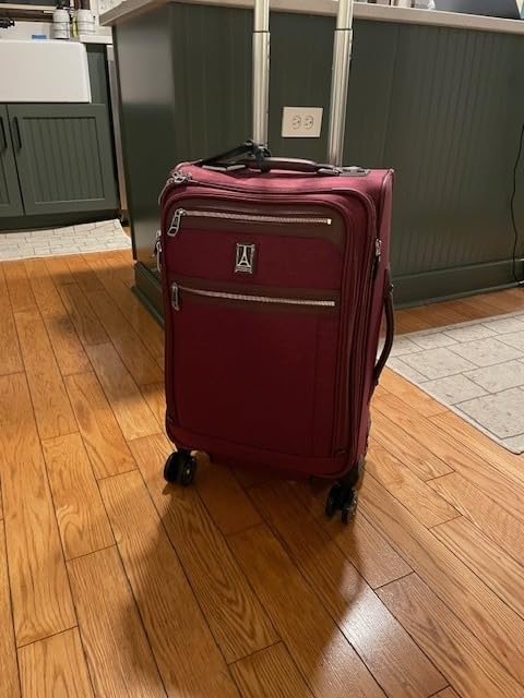 Travelpro Platinum Elite Softside Expandable Checked Luggage, 8 Wheel Spinner Suitcase, TSA Lock, Men and Women, Shadow Black, Checked Medium 25-Inch customer photo 2