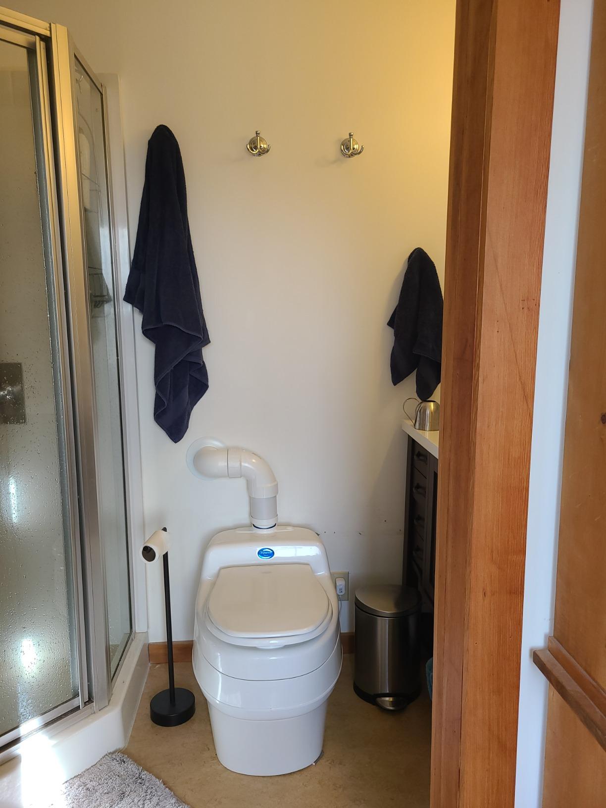 Separett Villa Urine-Separating Compost Toilet | No Additives or Mixing Needed | High-Capacity Design | For Homestead, Schoolie, Cottage Use customer photo 2