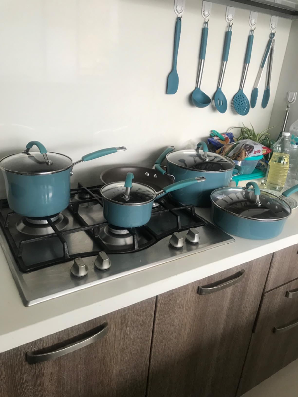 Rachael Ray Cucina Nonstick Cookware Pots and Pans Set, 12 Piece, Sea Salt Gray customer photo 2