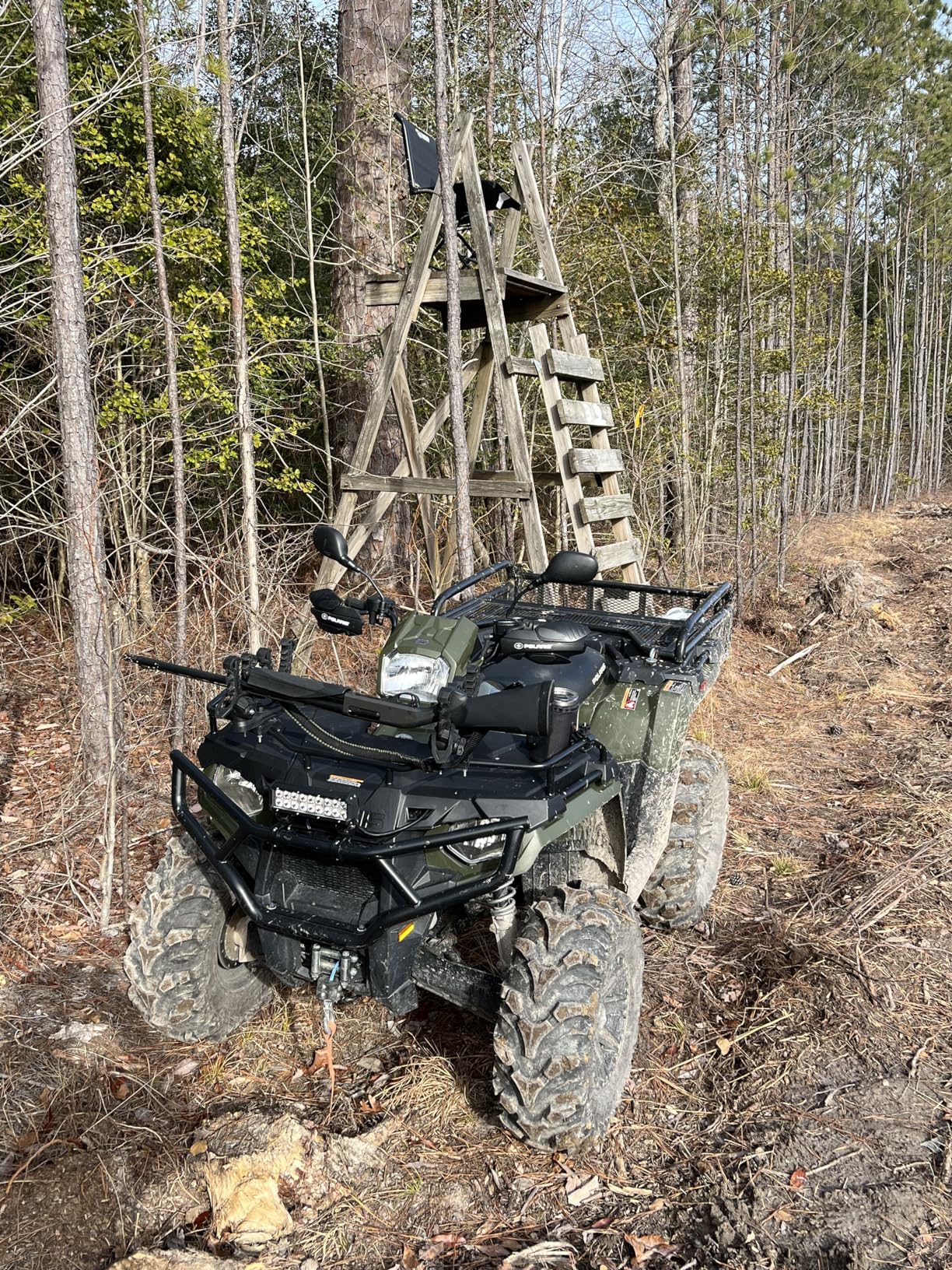 Guide Gear Big Boy Hunting Blind Chair, Portable Folding Seat for Shooting, Comfortable Spin Swivel, 500-lb. Capacity customer photo 1