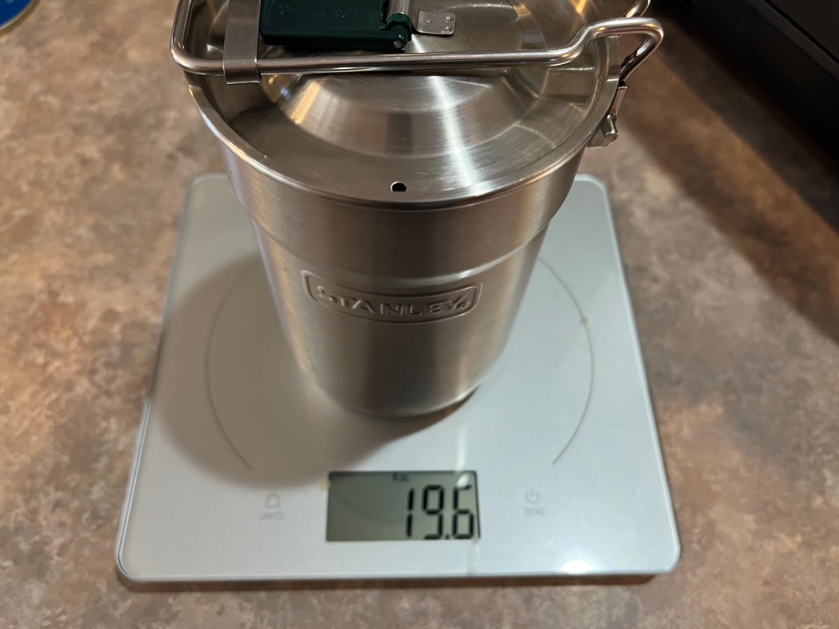 SOTO Amicus Stove with Igniter Camping Stove - Superior Under Windy Conditions, Shock Resistant, and Low-cost With High-end Performance Stove customer photo 2