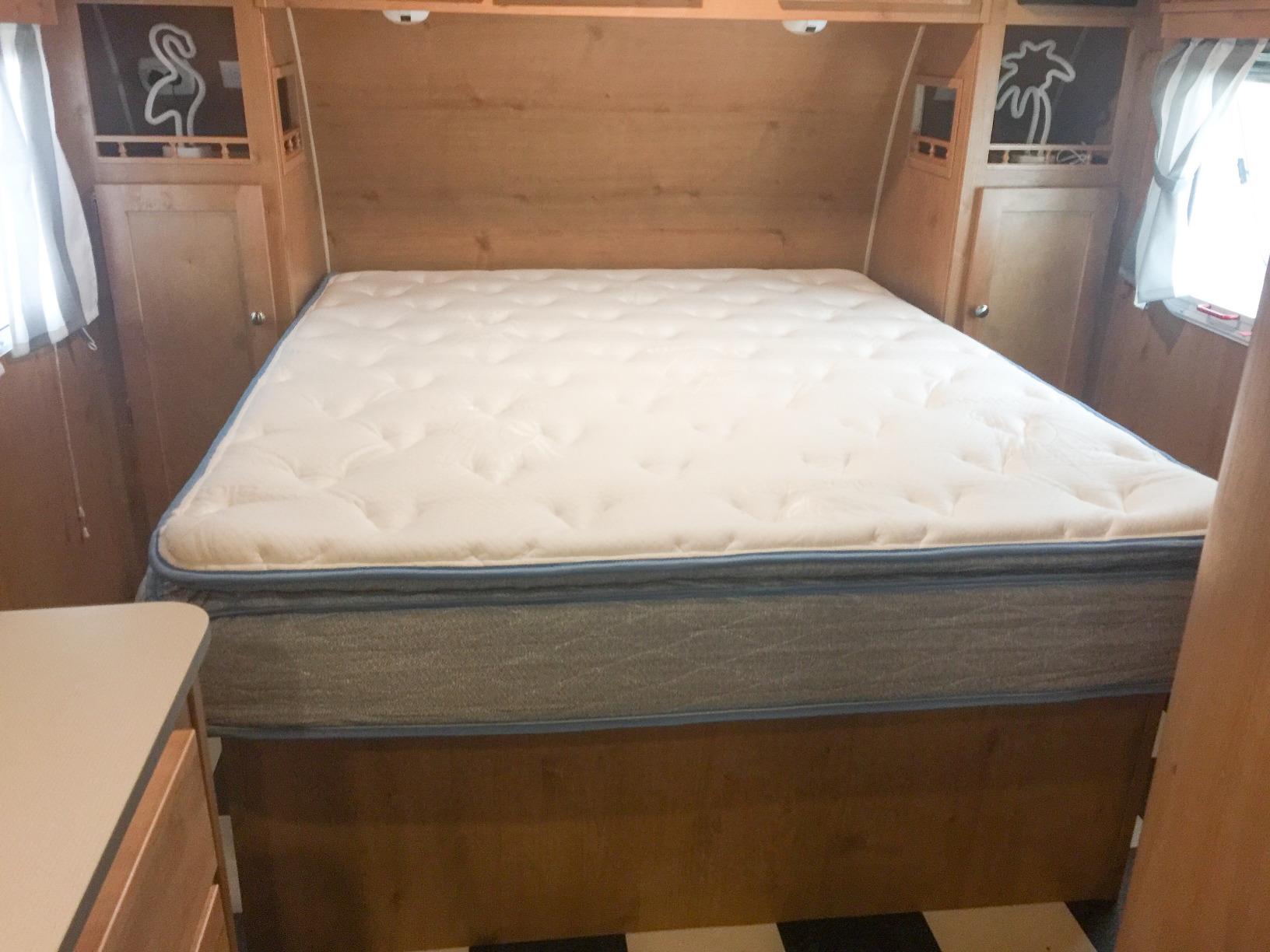 DREAMFOAM Bedding Doze 11 Inch Eurotop Mattress-Medium Comfort, Short Queen customer photo 2