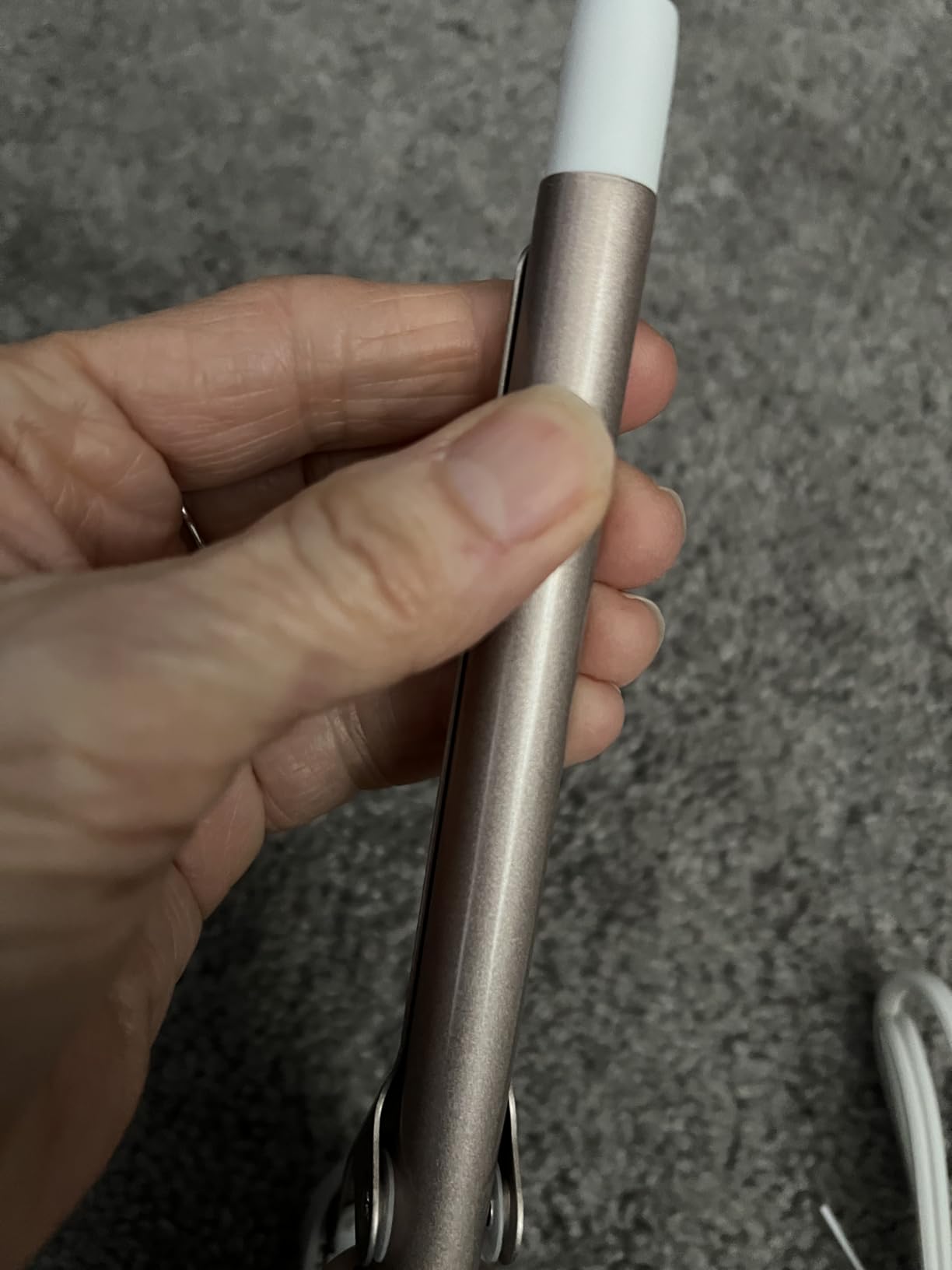 Conair Double Ceramic 1 in. Curling Iron | Double ceramic 1 in. barrel creates classic curls on short to long hair, White/Rose Gold, CD701GNR6 customer photo 1