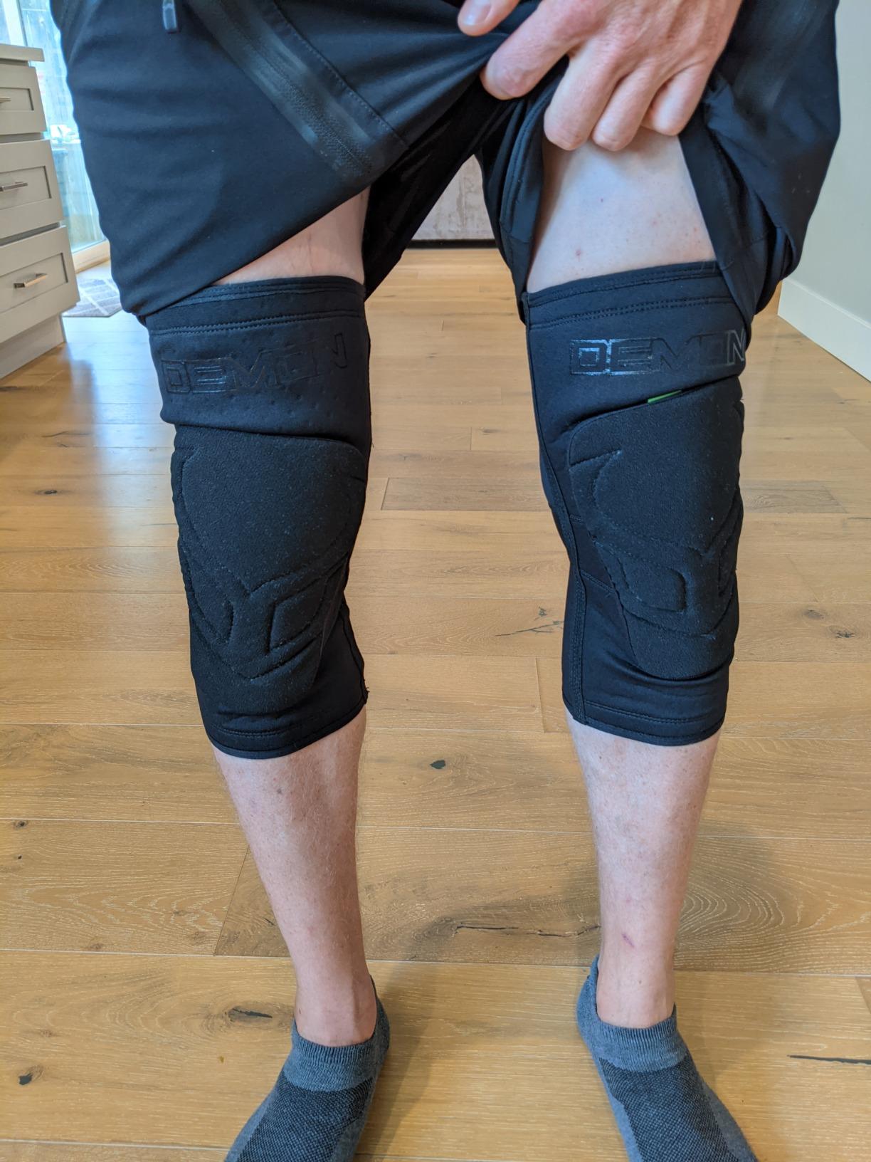 Demon Enduro Mountain Bike Knee Pads - Ultralight Edition customer photo 2