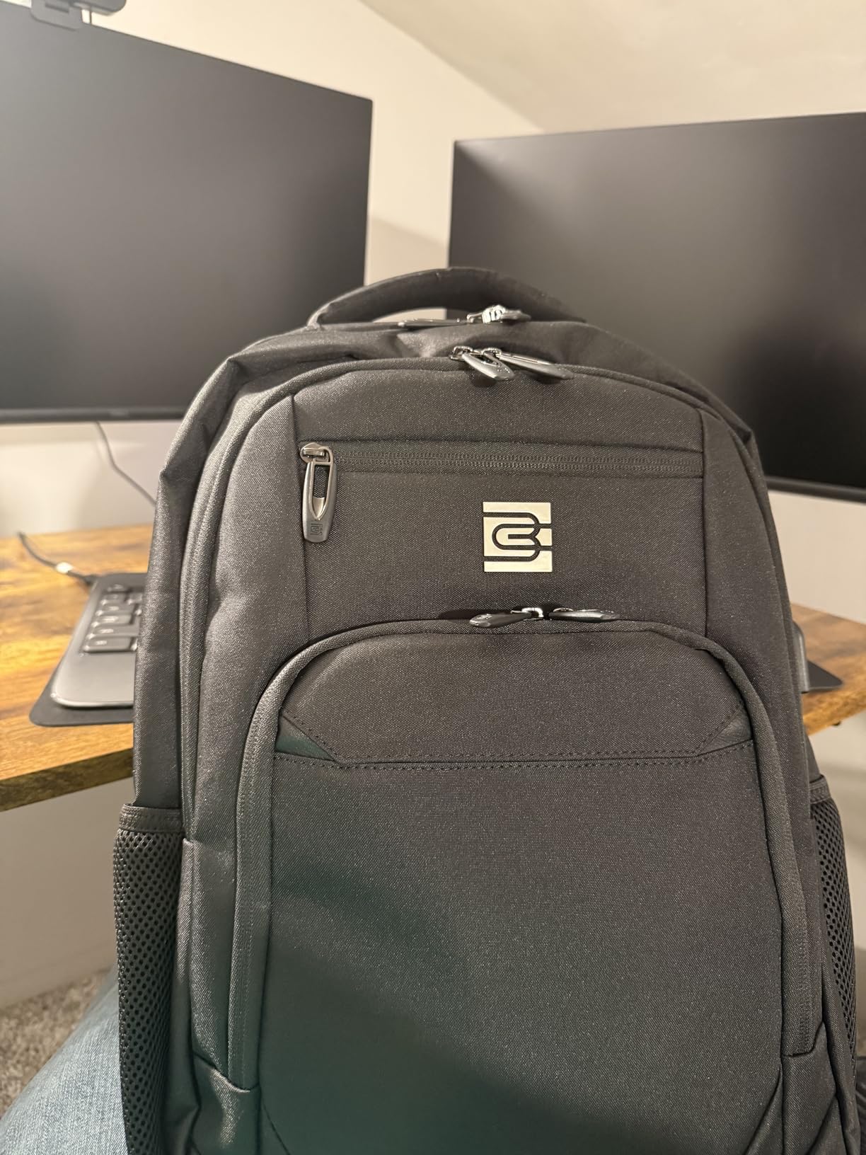 Volher Laptop Backpack, Business Travel Anti Theft Slim Durable Laptops Backpack, Water Resistant College Computer Bag for Women & Men Fits 15.6 Inch Laptop and Notebook - Black customer photo 1