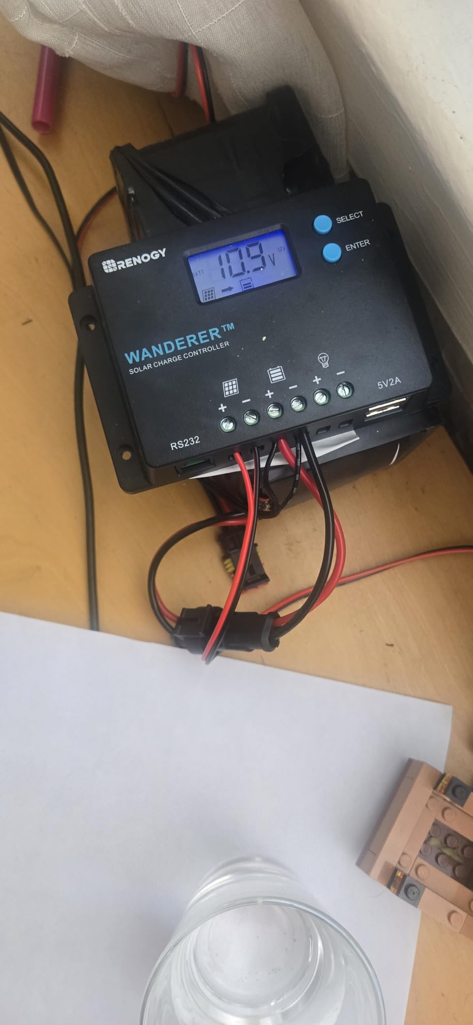Renogy Wanderer Li 30A 12V PWM Negative Ground Solar Charge Controller with Temp Sensor Function for Lithium, Sealed, Gel, Flooded Batteries customer photo 2