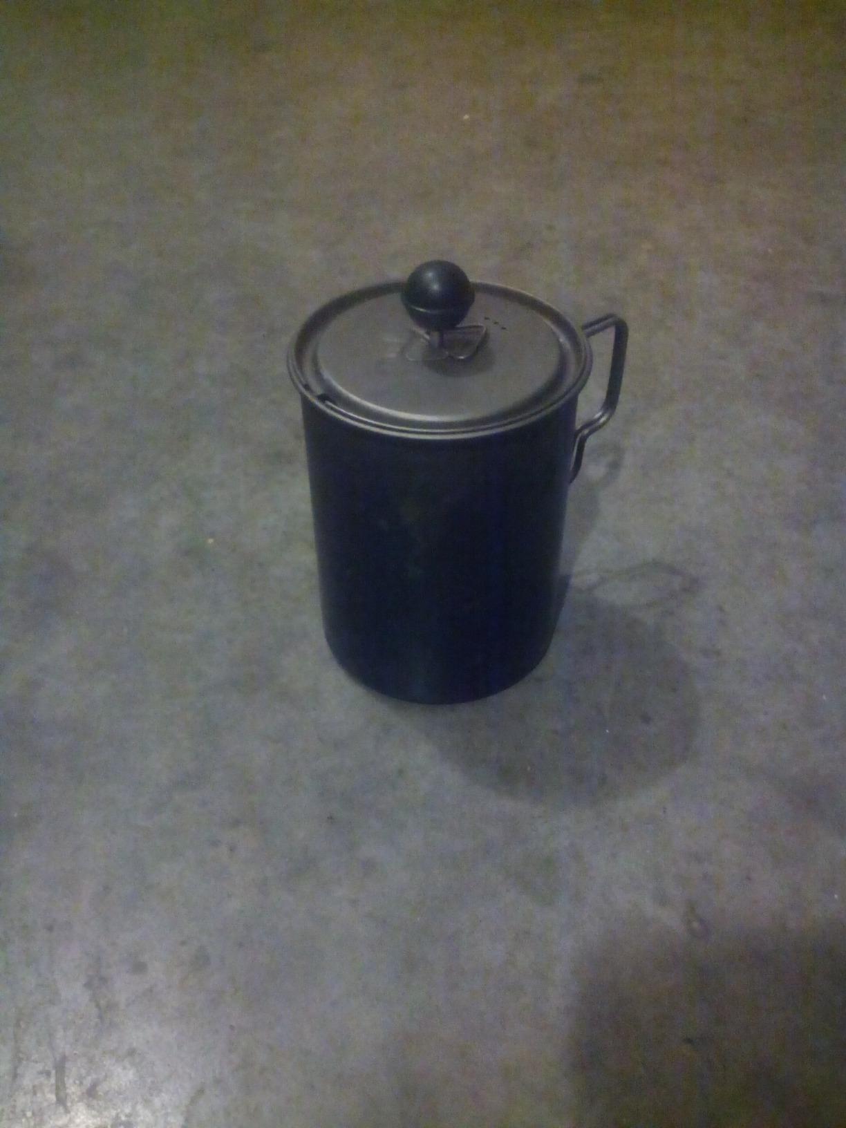 Valtcan 900ml Titanium Pot - Ultralight Grade 1 Ti with Aligned Bail Handle customer photo 1