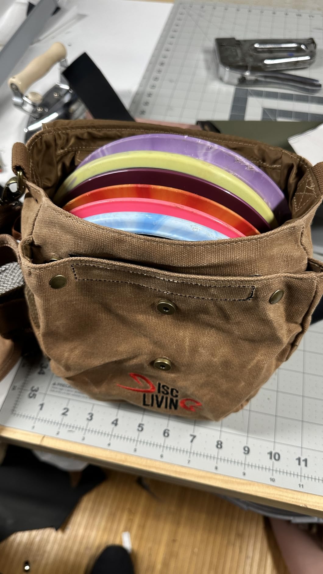 Disc Golf Bag | Frisbee Golf Bag | Easy to Carry | Lightweight Fits Up to 10 Discs | 16 oz Waxed Canvas Sturdy Design | Belt Loop | Double Button Design | Bottle Holder customer photo 2