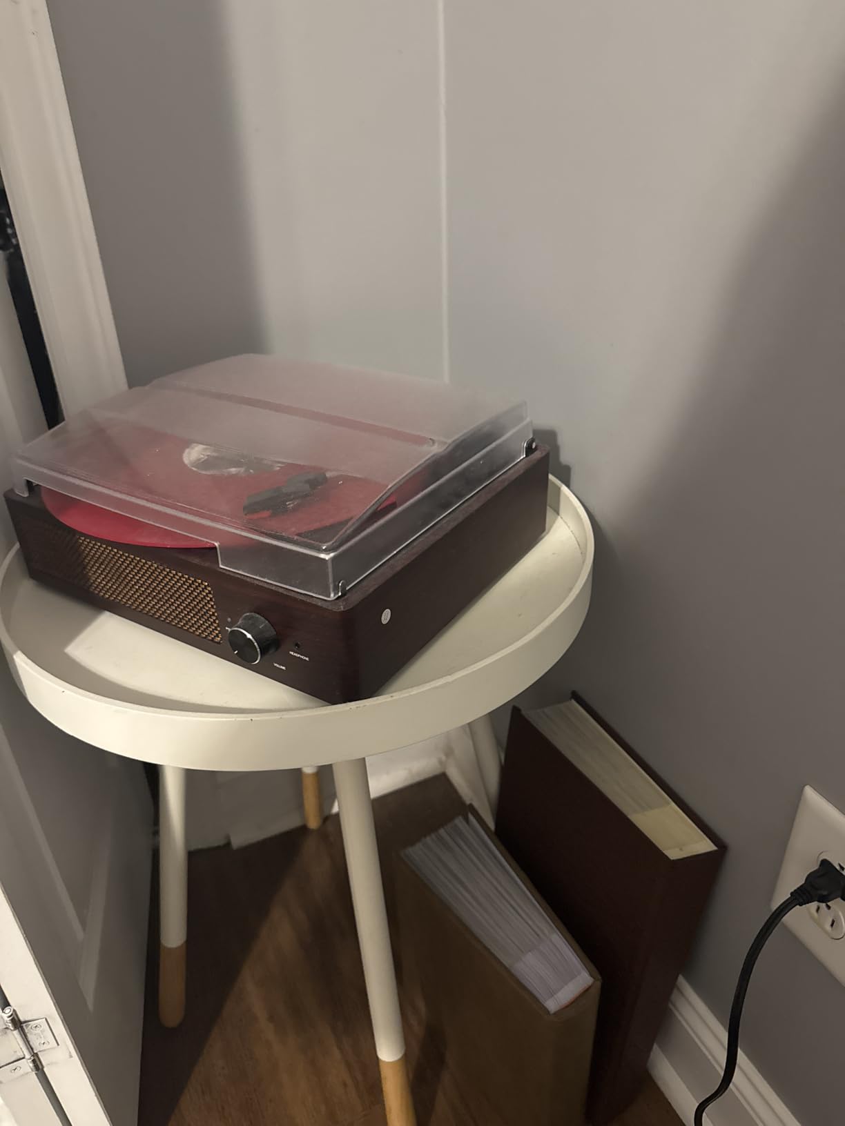 Vinyl Record Player Turntable with Built-in Bluetooth Receiver & 2 Stereo Speakers, 3 Speed 3 Size Portable Retro Record Player for Entertainment and Home Decoration customer photo 2