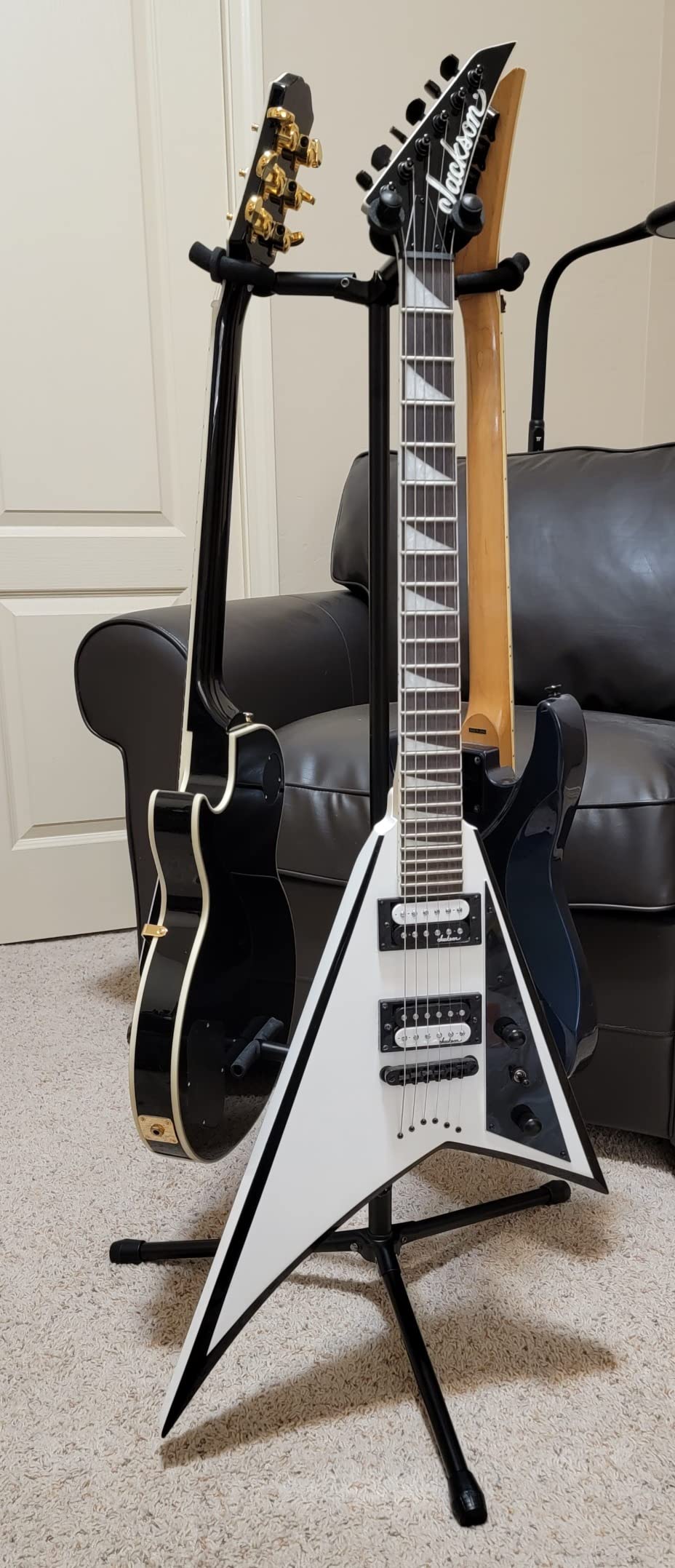 Jackson JS Series Rhoads JS32T Electric Guitar - White with Black Bevels customer photo 2
