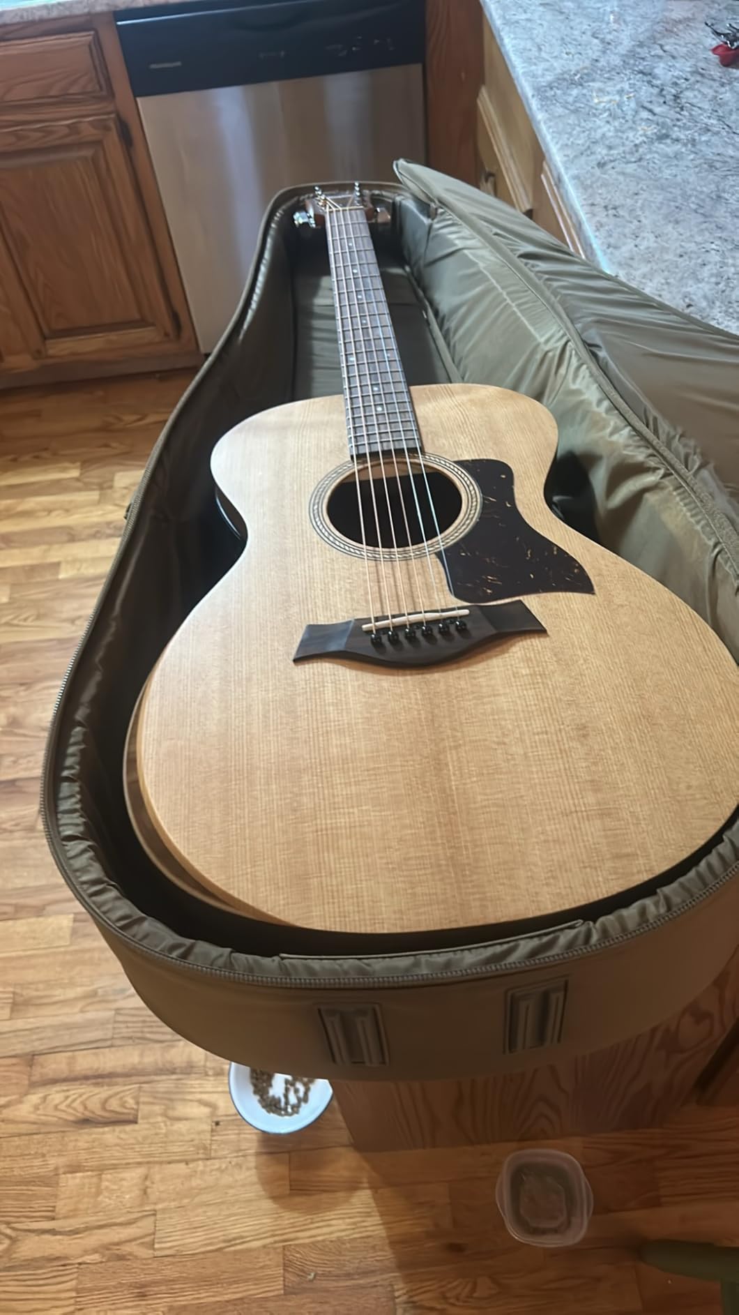 Taylor Academy 12e Grand Concert Sitka Spruce/Sapele Acoustic-electric Guitar w/Maple Neck and Gig Bag customer photo 1