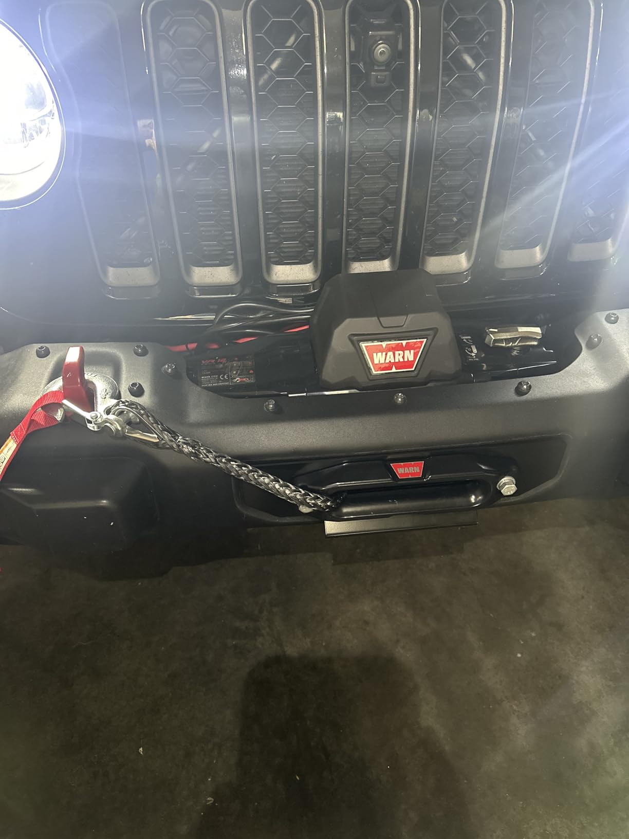 WARN VR EVO 12-S Electric 12V Winch with 12,000 lb Pull Capacity - 103255 | Synthetic Rope, IP68 Waterproof, High-Performance Off-Road Recovery Winch for Trucks, Jeeps, and SUVs customer photo 1