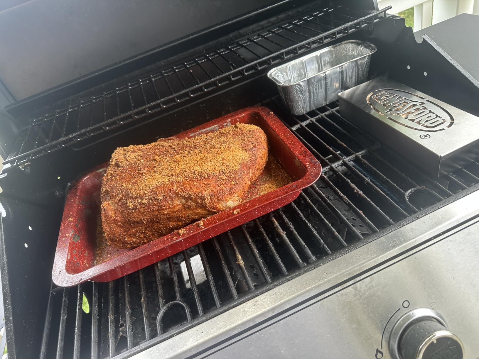 Kingsford Stainless Steel Smoker Box for Gas and Charcoal Grills, Wood Chip Smoking Box for BBQ Flavor, Dishwasher Safe customer photo 2