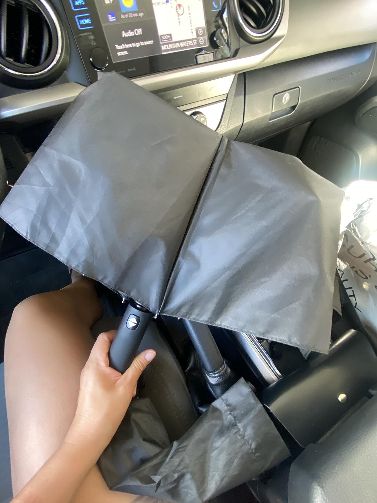 PFFY 2 Packs Travel Umbrella Windproof Auto Open & Close Collapsible Folding Small Compact Backpack Car travel Essentials Purse Umbrellas for Rain customer photo 2