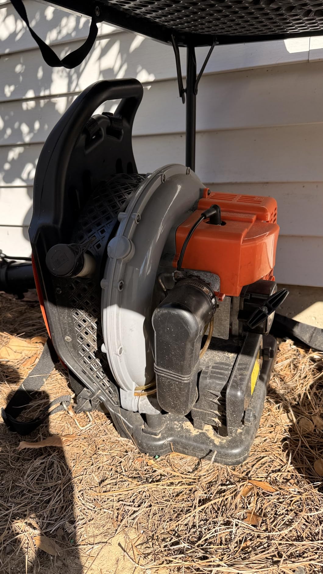 Backpack Gas Powered Leaf Blower, Commercial 2.7kW 850CFM 63CC 4.3HP 2-Stroke w/Harness customer photo 2