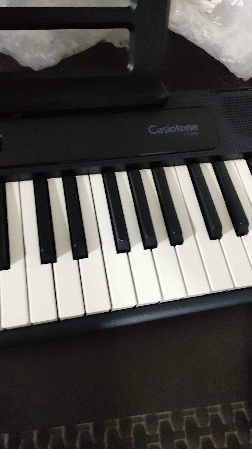 Casiotone CT-S300 - Portable Keyboard | Touch-Sensitive | 400 Tones, 77 Rhythms & Pitch Bend | Ideal for Music Creation Anytime, Anywhere customer photo 2