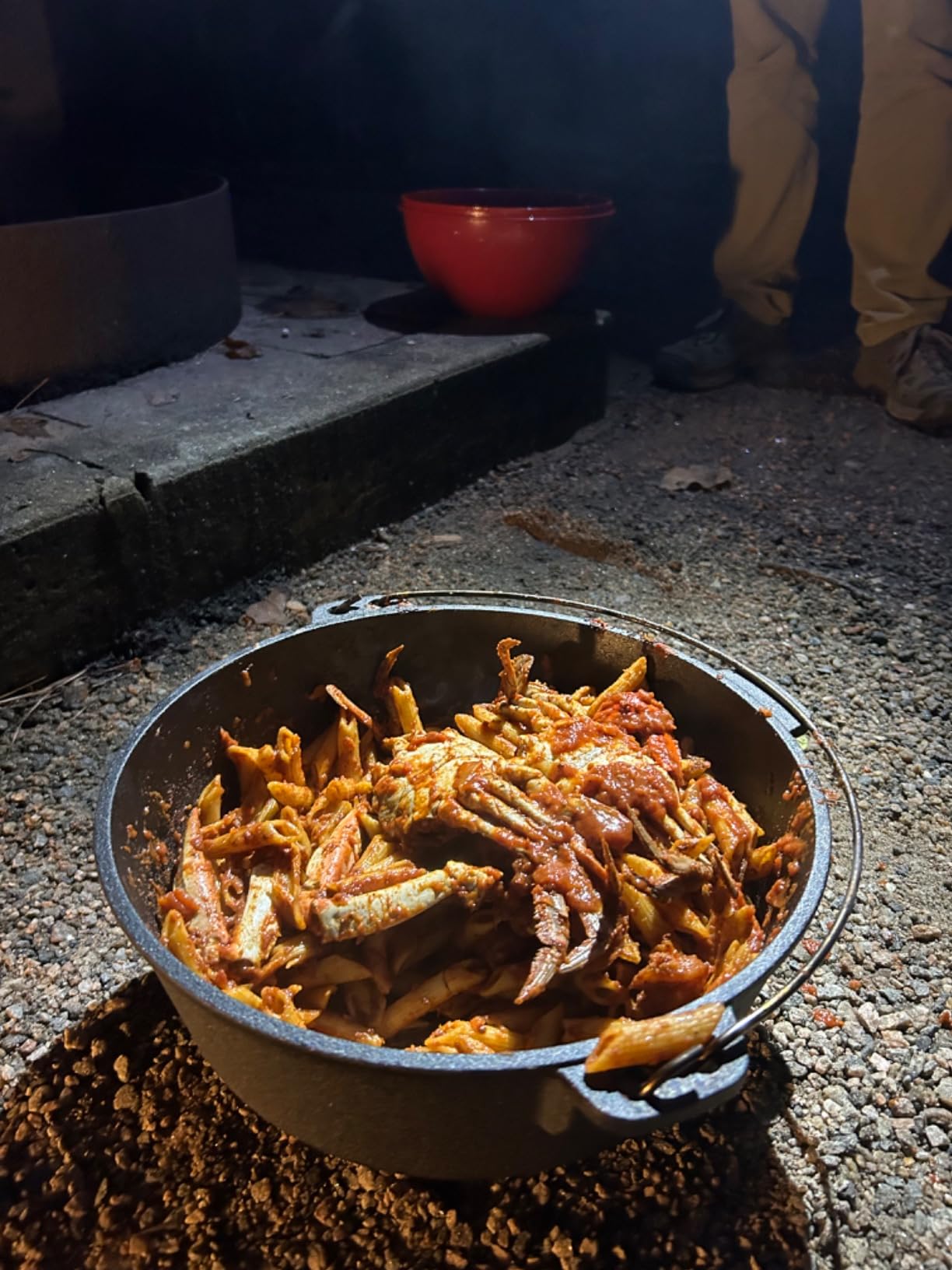 Uno Casa 6Qt Cast Iron Camping Dutch Oven with Lid Lifter and Storage Bag - Pre-Seasoned Outdoor Dutch Oven for Campfire Cooking, Stews, and Baking customer photo 2