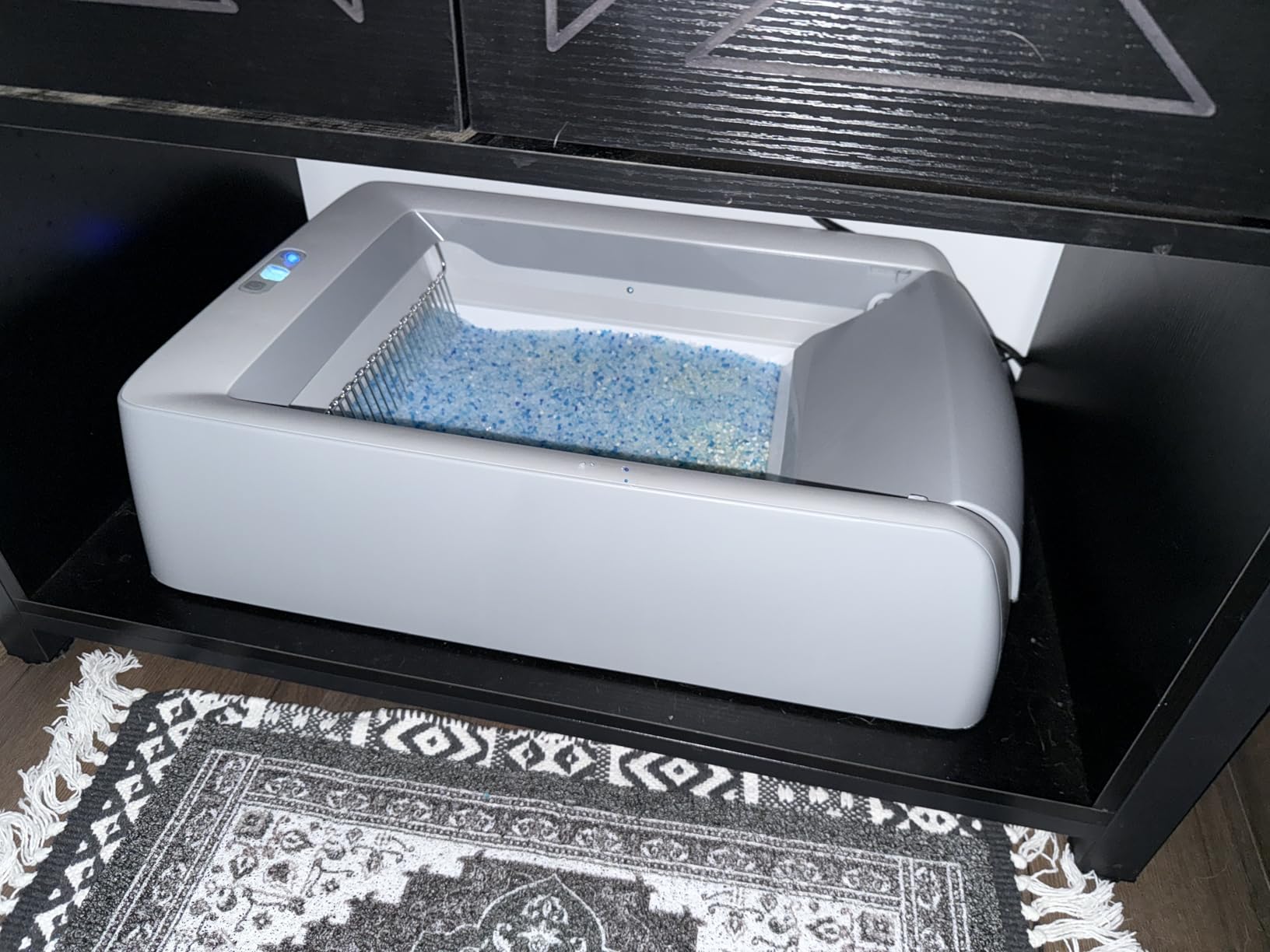 PetSafe ScoopFree Crystal Pro Legacy Automatic Self-Cleaning Cat Litter Box Includes 1 Disposable Crystal Litter Tray Advanced Odor Control Not Enclosed Gray customer photo 1