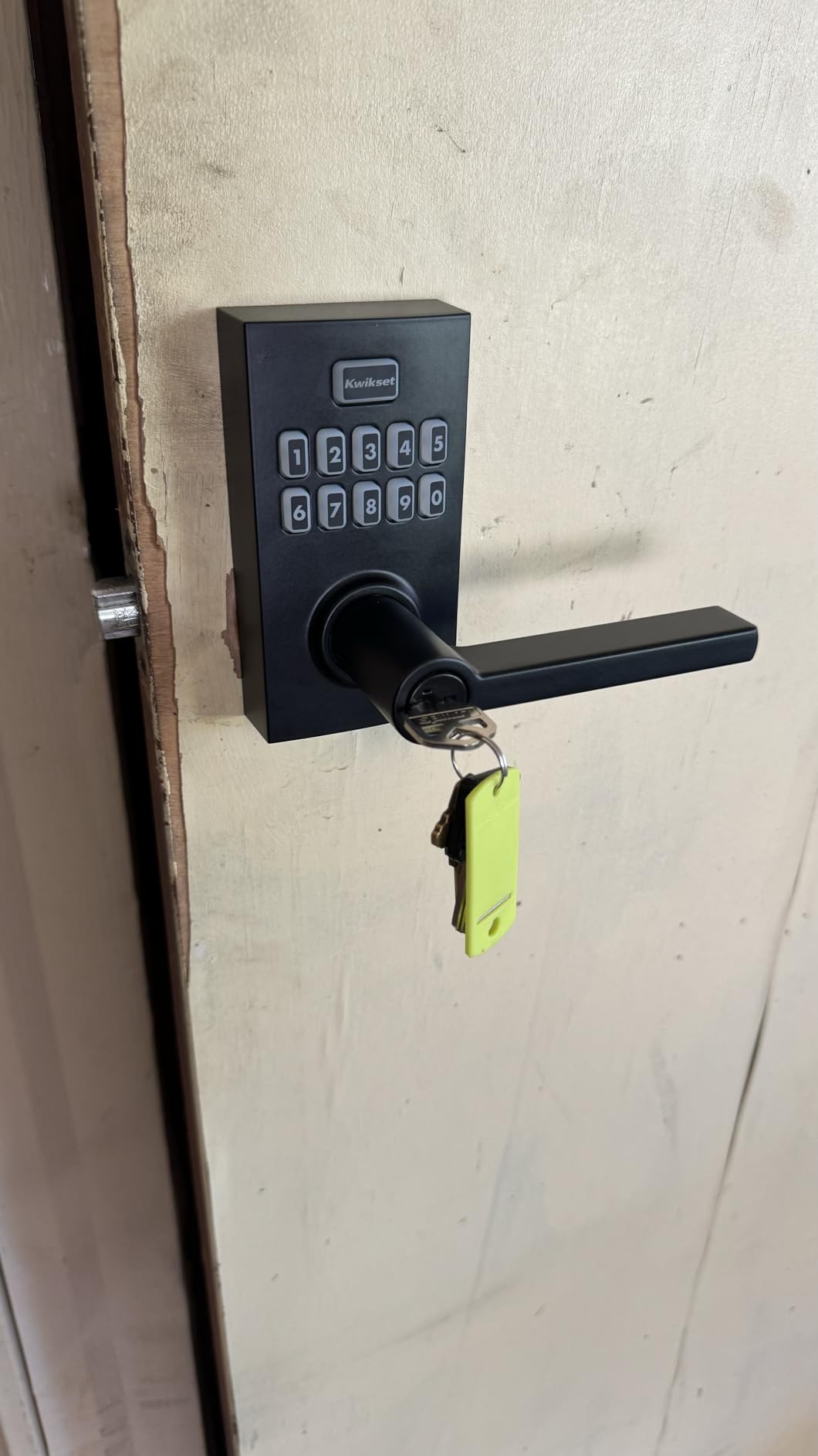 Kwikset SmartCode 917 Keypad Keyless Entry Residential Electronic Lever Lock Deadbolt Alternative with Halifax Door Handle, SmartKey Security, Matte Black Contemporary customer photo 1