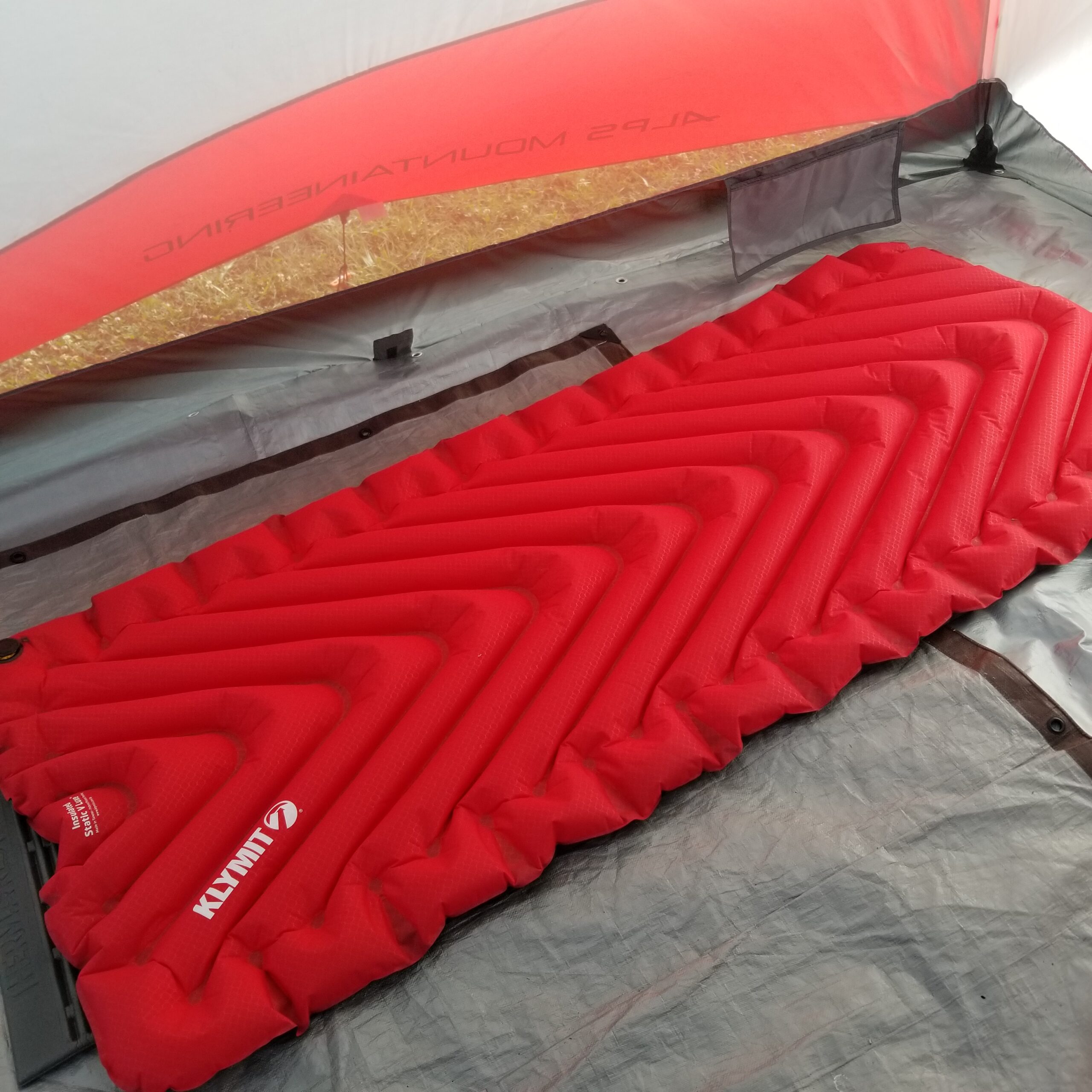 Klymit Insulated Static V Luxe Inflatable Sleeping Pad for Camping, Lightweight Hiking and Backpacking Air Bed For Cold Weather, Red customer photo 2