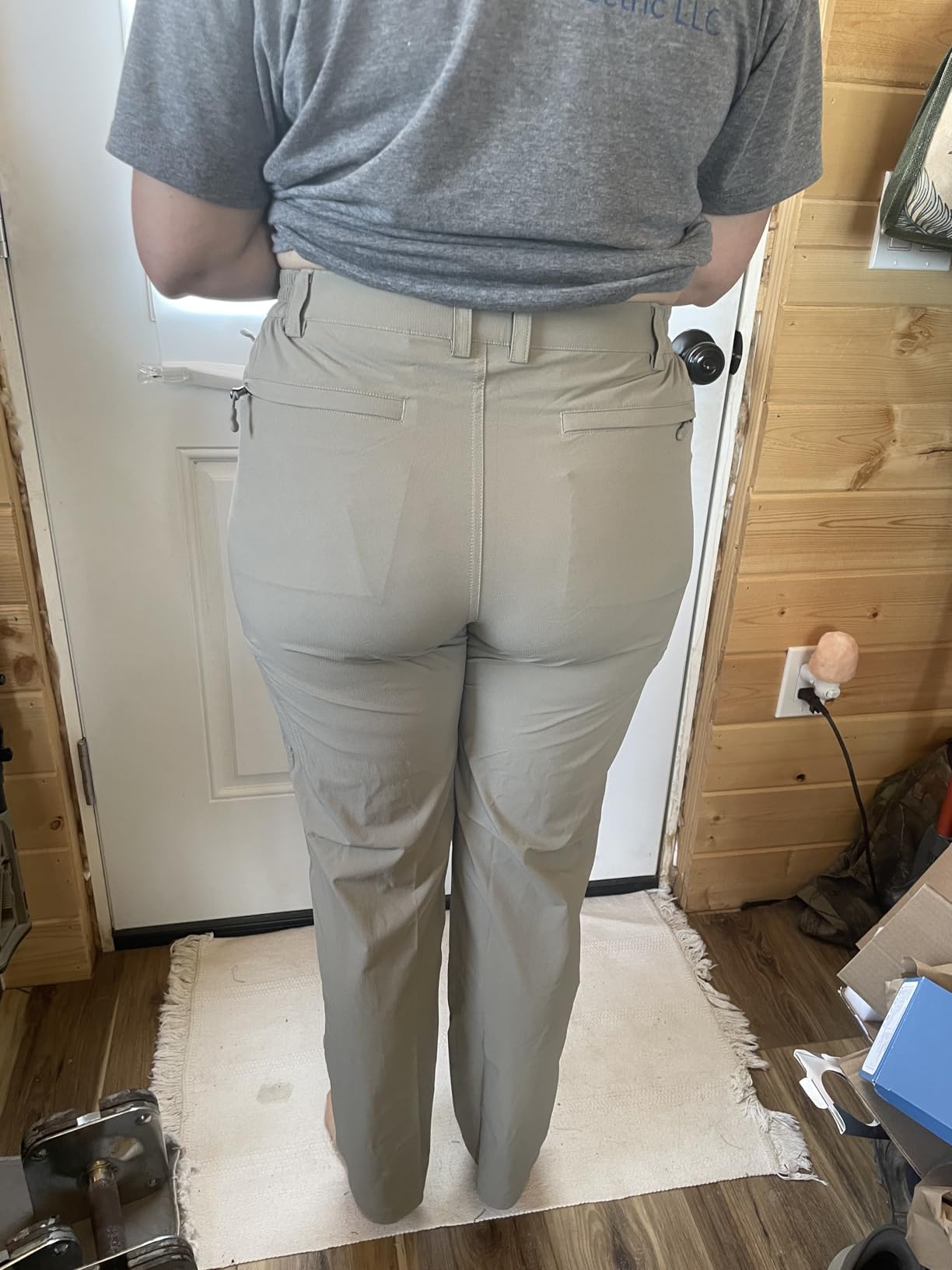 MIER Women's Quick Dry Cargo Pants Lightweight Tactical Hiking Pants with 6 Pockets, Stretchy and Water-Resistant customer photo 1