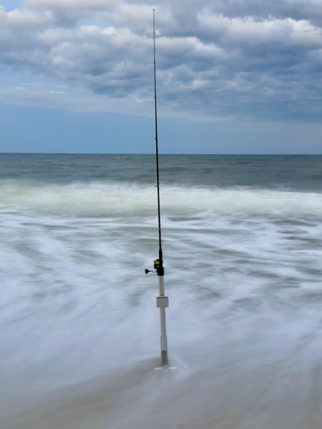 [2024 Upgraded] Exact Design Sand Spike with Bait Box,Protective Cap, Anodized Aluminum, Etched Measurements + Sand Flea Rake Holder (All in one Solution) customer photo 2