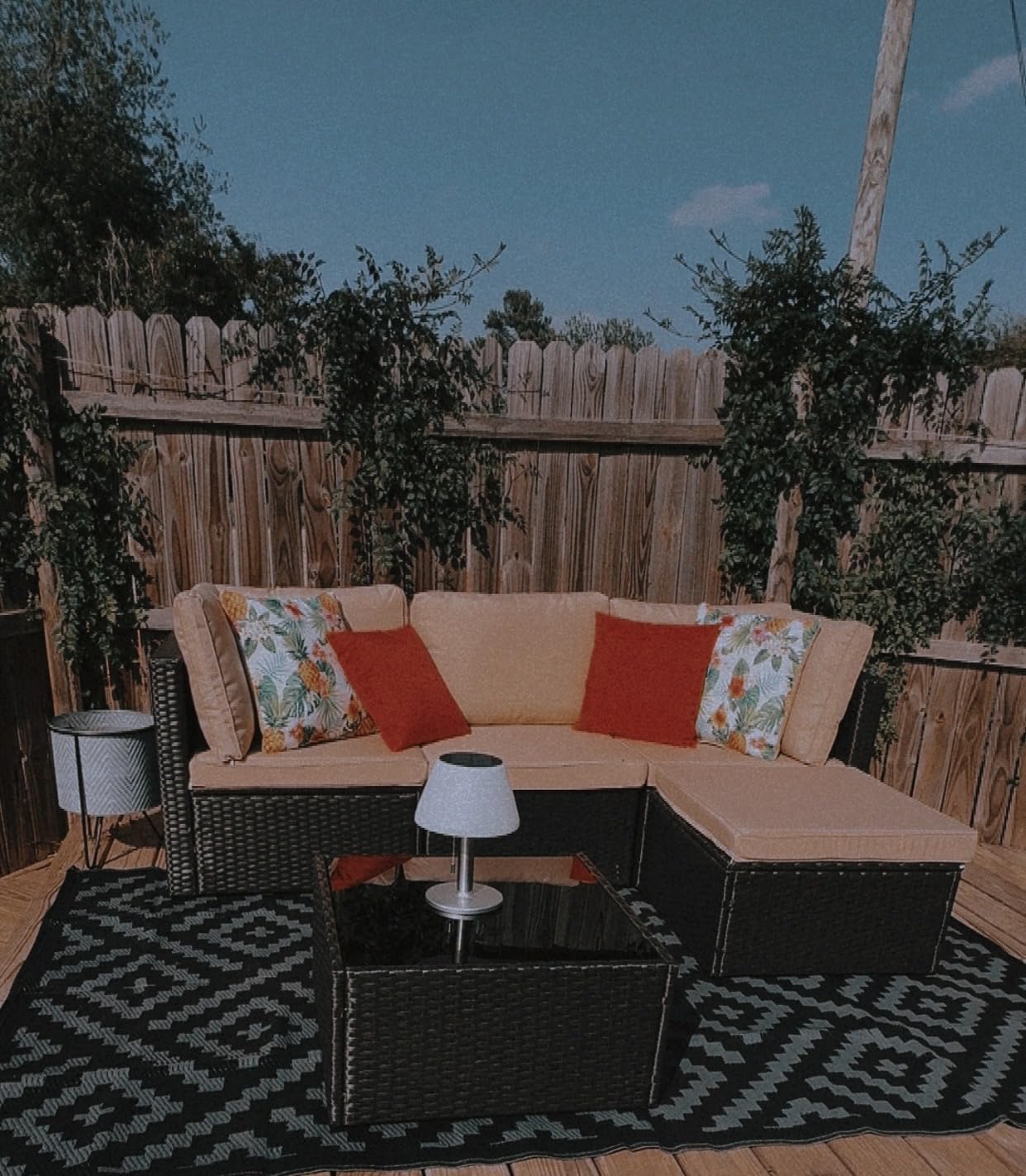 Vongrasig 5 Piece Patio Furniture Sets, Outdoor Patio Set Sectional Sofa, All-Weather PE Rattan Outdoor Couch with Ottoman, Glass Table for Garden, Backyard, Porch, Beige customer photo 1