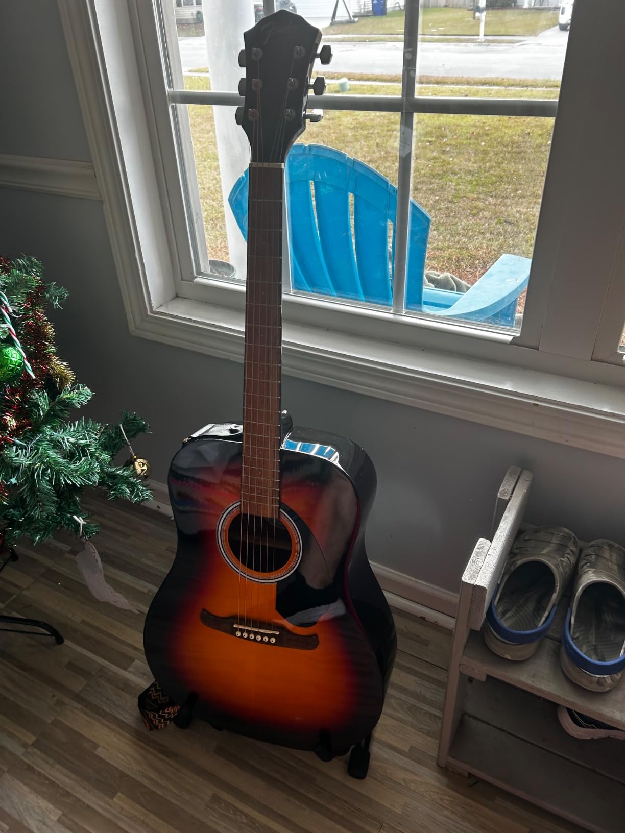 Fender FA Series Dreadnought Acoustic Guitar - Sunburst Bundle with Gig Bag, Tuner, Strings, Picks, and Austin Bazaar Instructional DVD customer photo 2