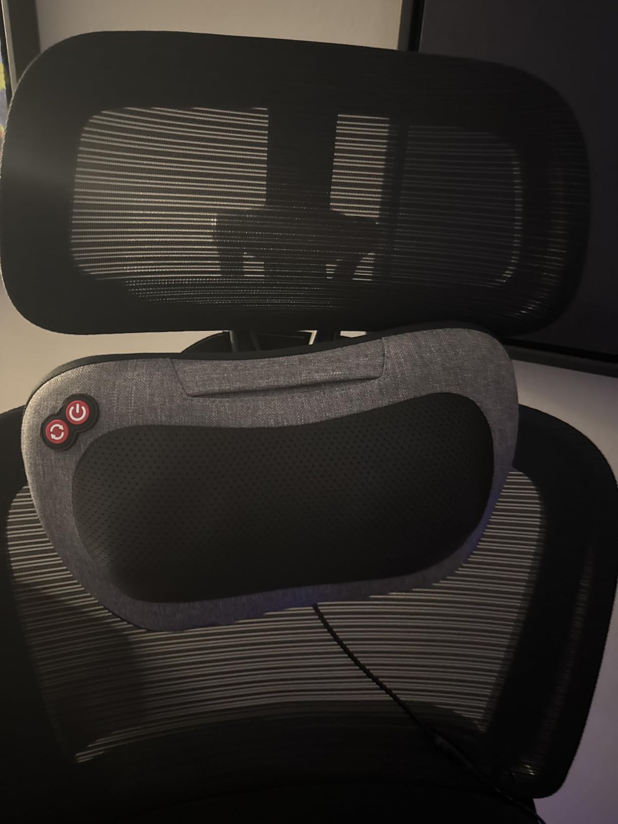 VIKTOR JURGEN Shiatsu Back Massager with Heat - Deep Tissue Massage for Neck, Shoulder, Leg, Upper and Lower Back Pain Relief, Electric Kneading 3D Massage Pillow customer photo 1