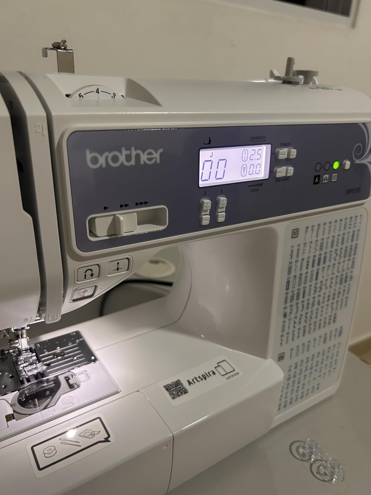 XR9550 Sewing and Quilting Machine, Computerized, 165 Built-in Stitches, LCD Display, Wide Table, 8 Included Presser Feet, White customer photo 2