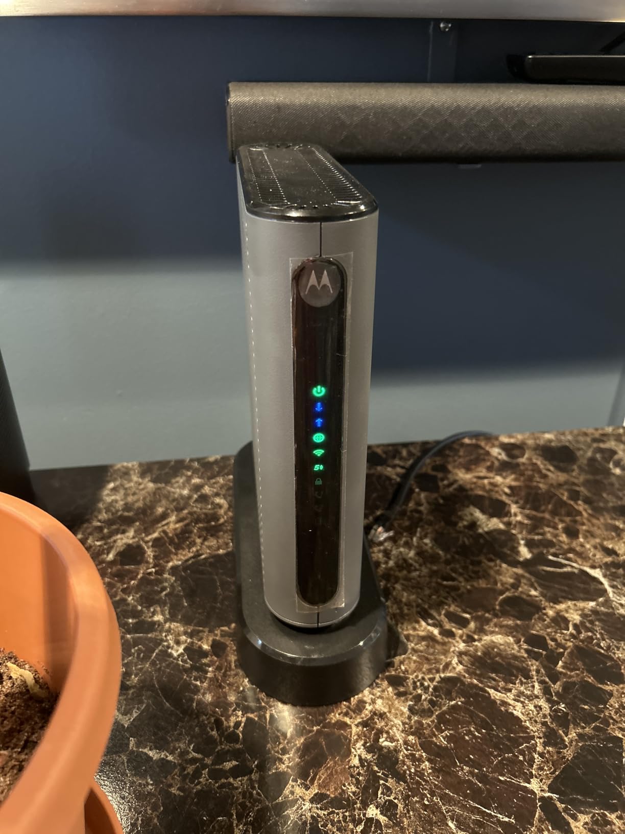 Motorola MT7711 (24X8) Cable Modem-Two Phone Ports Router, DOCSIS 3.0 Modem, AC1900 Dual Band Wi-Fi Gigabit Router for Comcast Xfinity - (Renewed) customer photo 1