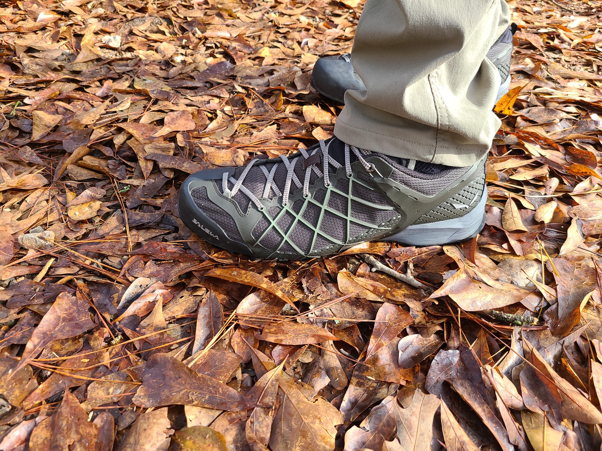 Salewa Men's Wildfire GTX Approach Shoe - Durable, Waterproof Gore-Tex Trail Shoe for Hiking & Climbing customer photo 2