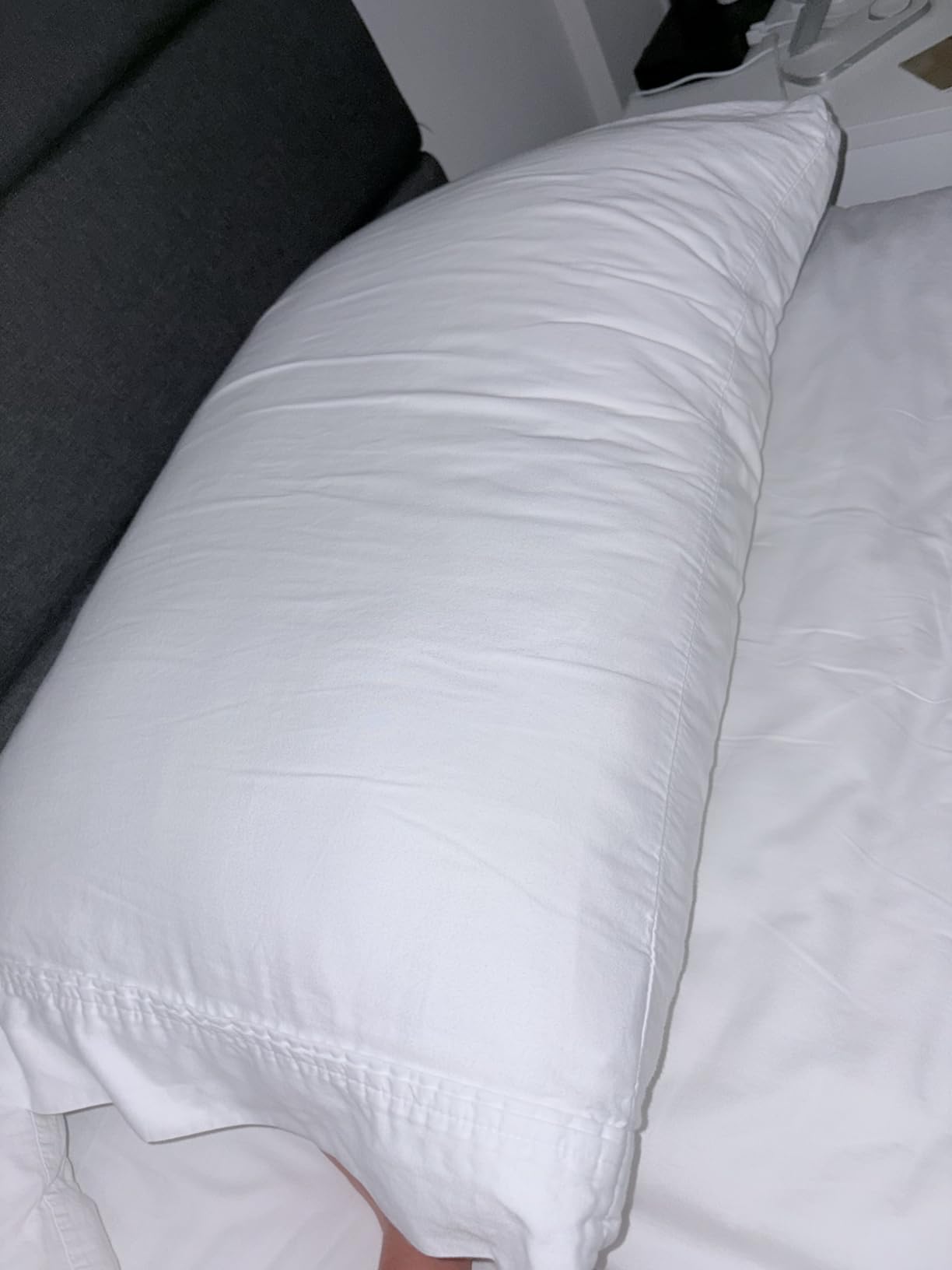 Utopia Bedding Down Alternative Bed Pillows for Sleeping Queen Size (White), Set of 2, Soft & Fluffy Pillow with Cooling, Hotel Quality, Gusseted Pillow for Back, Stomach or Side Sleepers customer photo 1