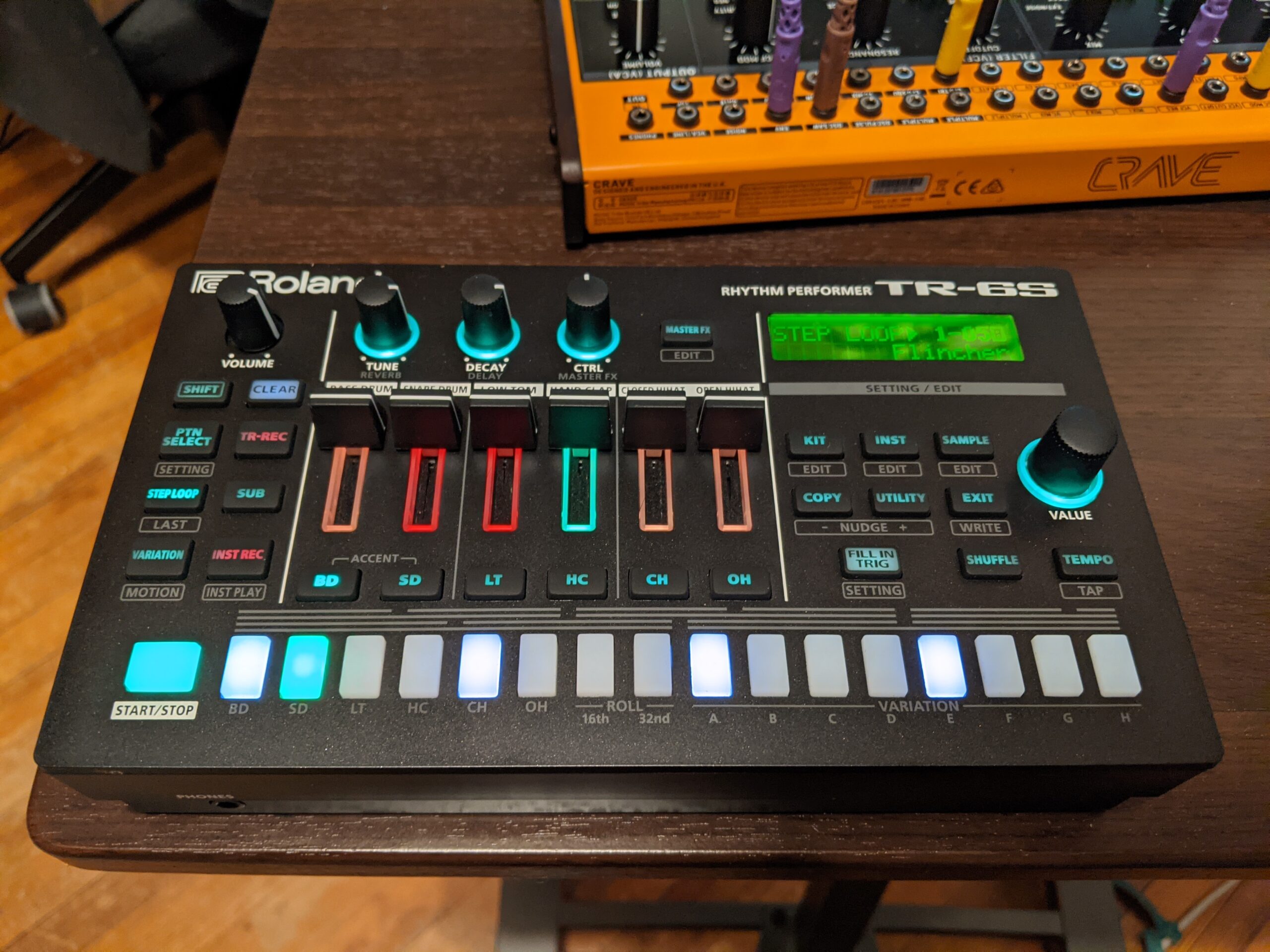 Roland TR-6S Rhythm Performer - Compact Drum Machine with Six Tracks of Authentic TR Sounds including TR-808, CR-78 and More, Large Preset Sample Library, Editable FM Sound Engine customer photo 1