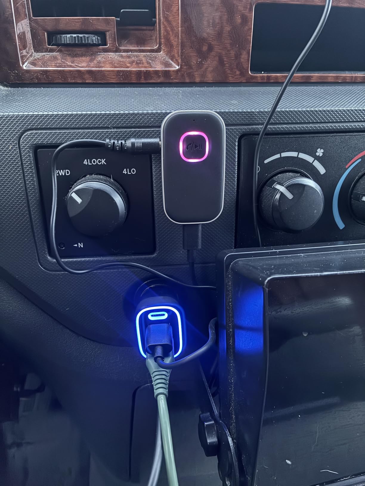 COMSOON Bluetooth Receiver for Car, 3.5mm AUX Bluetooth Car Adapter customer photo 2
