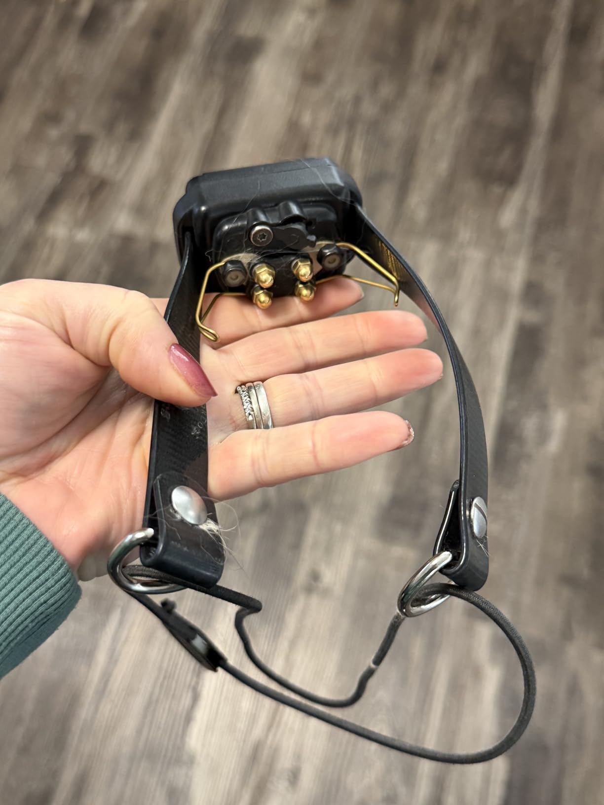 Educator ET-300 Black Mini E Collar for Dog Training with Remote - 1/2 Mile Range, Waterproof, 100 Blunt Stimulation Levels, Tone or Vibration Mode customer photo 2
