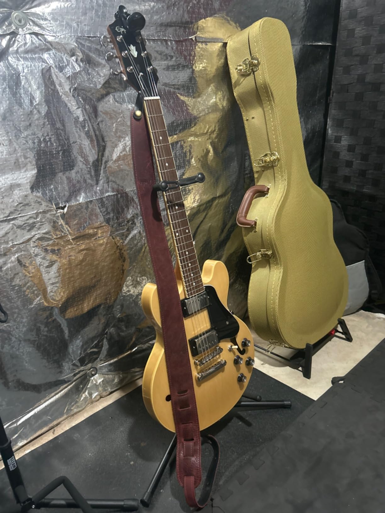 Epiphone ES-339 Semi Hollowbody Electric Guitar, Vintage Sunburst customer photo 1