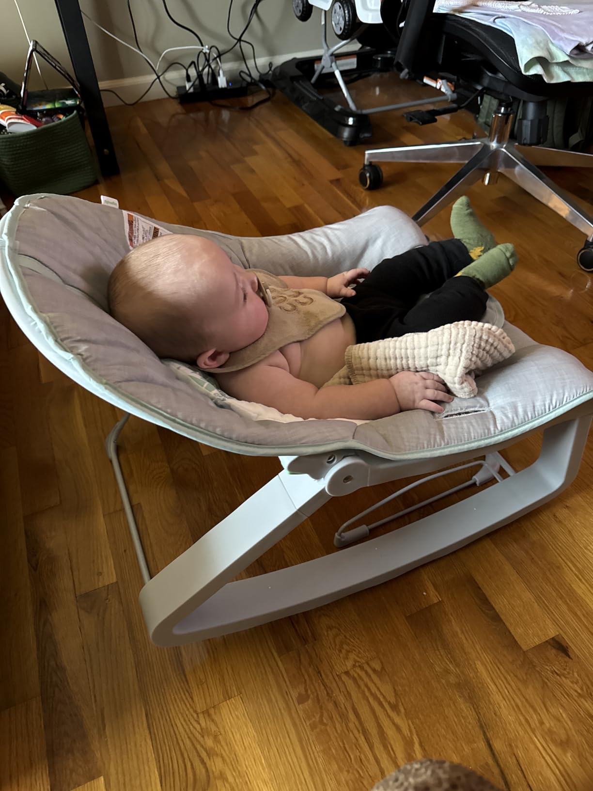 Ingenuity Keep Cozy 3-in-1 Grow with Me Vibrating Baby Bouncer, Seat & Infant to Toddler Rocker, Vibrations & Toy Bar, 0-30 Months Up to 40 lbs (Weaver) customer photo 2