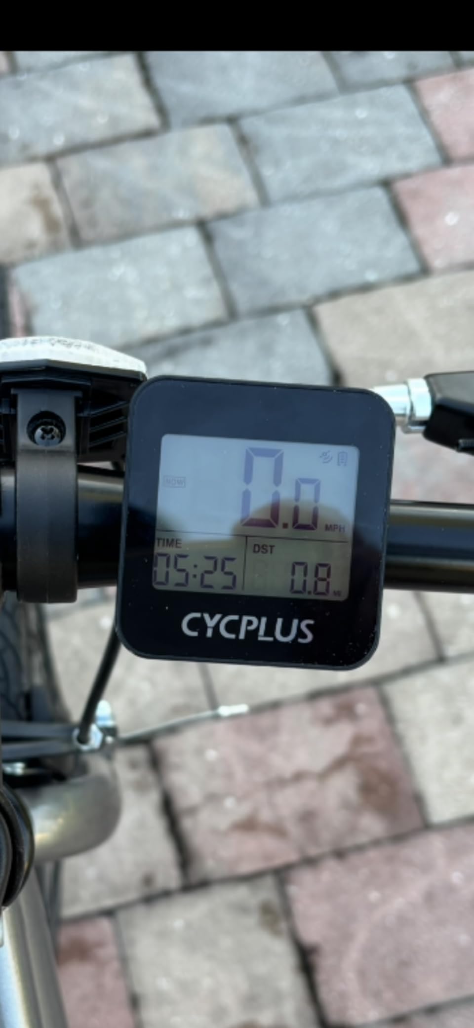 CYCPLUS GPS Bike Computer, Wireless Cycling Computer with Automatic Backlight, Bicycle Speedometer Odometer with Waterproof and Lager Battery, Provide Professional Data Analysis customer photo 1