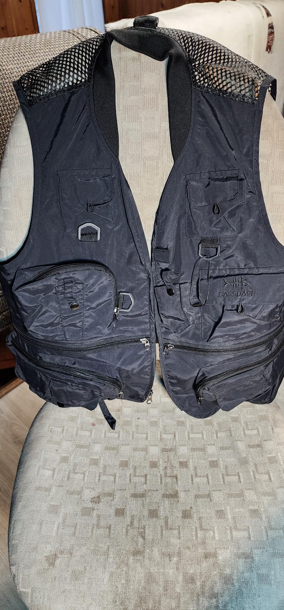 Versatile Men's Women's Fishing Photography Vest with Mesh Back 6 Sizes customer photo 2